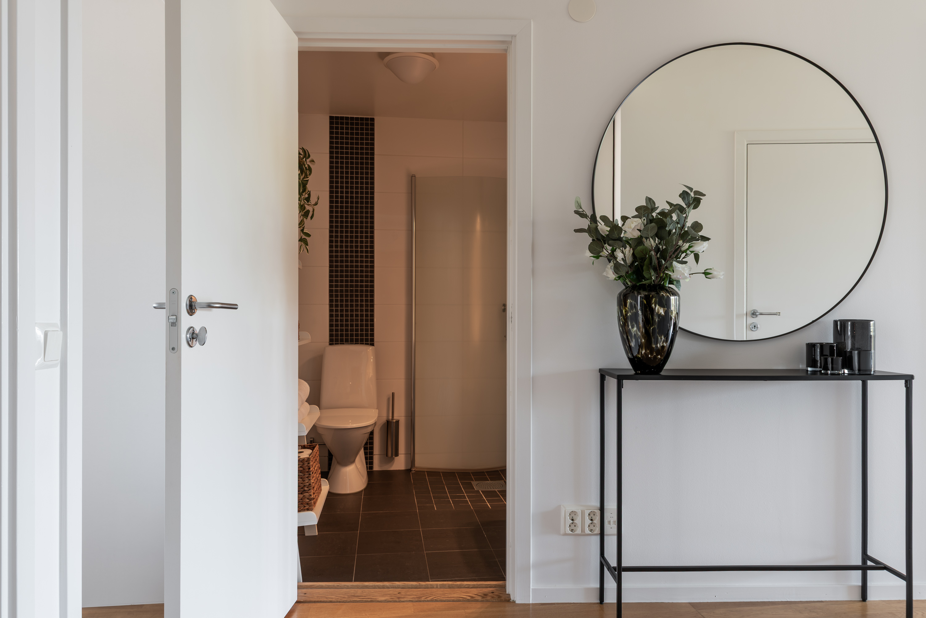 Bostadsbild från Älvkullevägen 12B, Kommande i Älvkullen, Västerås