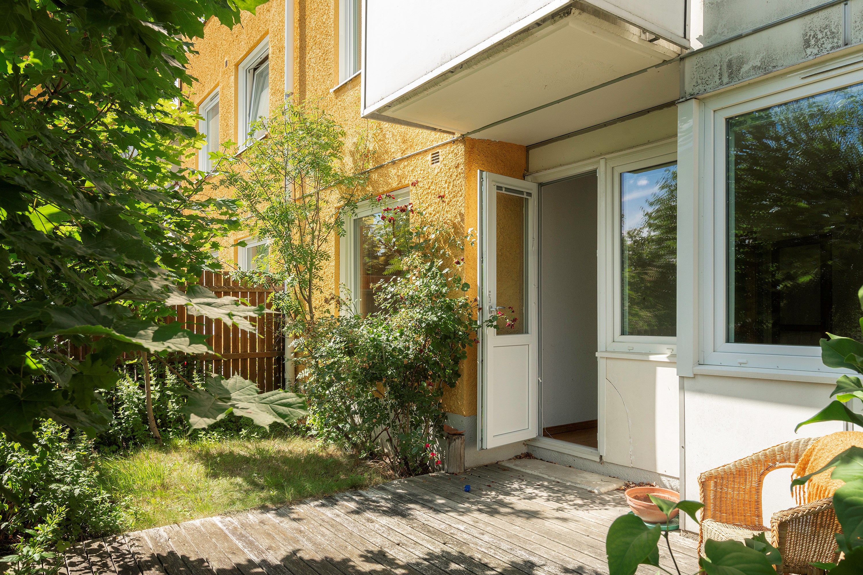 Bostadsbild från Tullingebergsvägen 12C, Till salu i G:a Tullingeberg, Botkyrka