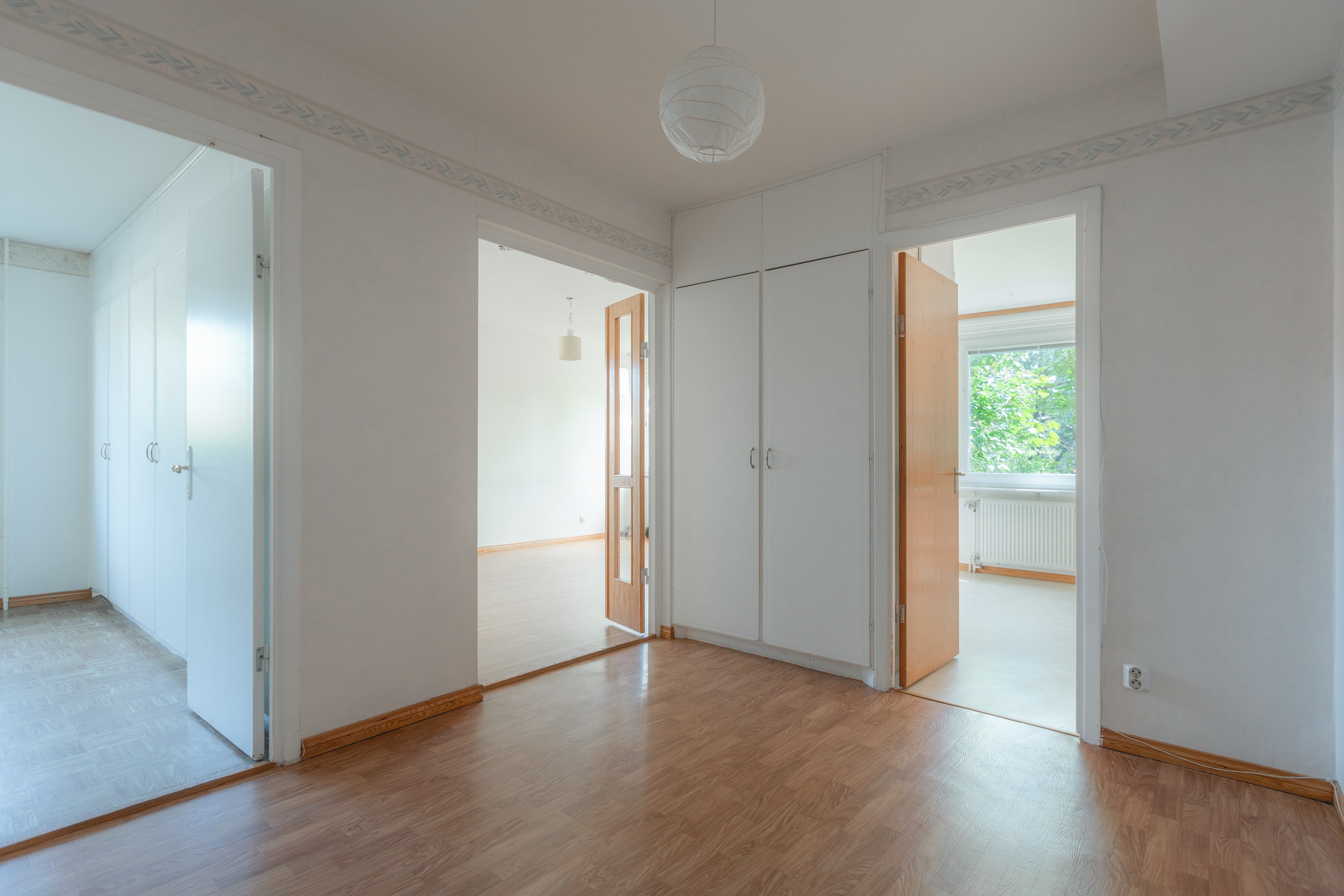 Bostadsbild från Tullingebergsvägen 12C, Till salu i G:a Tullingeberg, Botkyrka