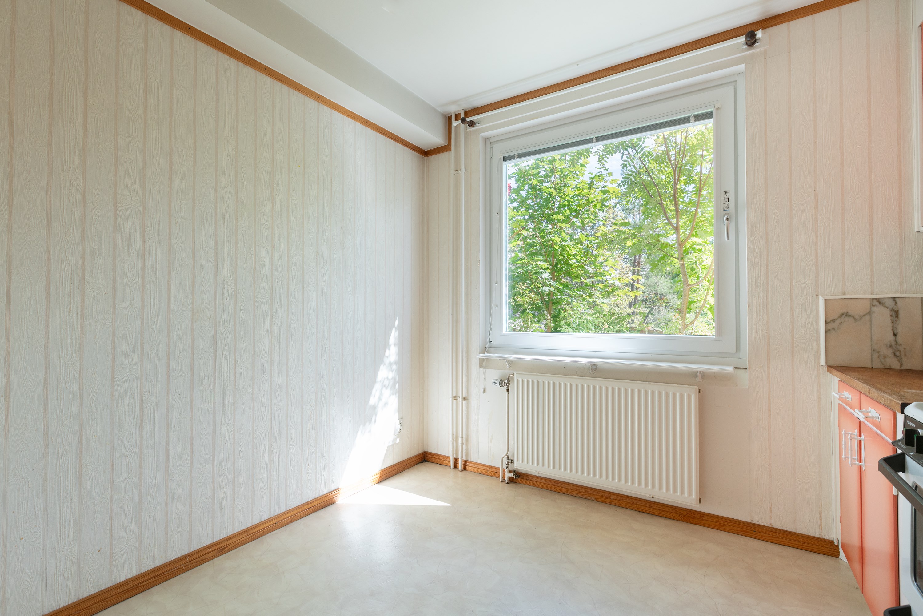 Bostadsbild från Tullingebergsvägen 12C, Till salu i G:a Tullingeberg, Botkyrka