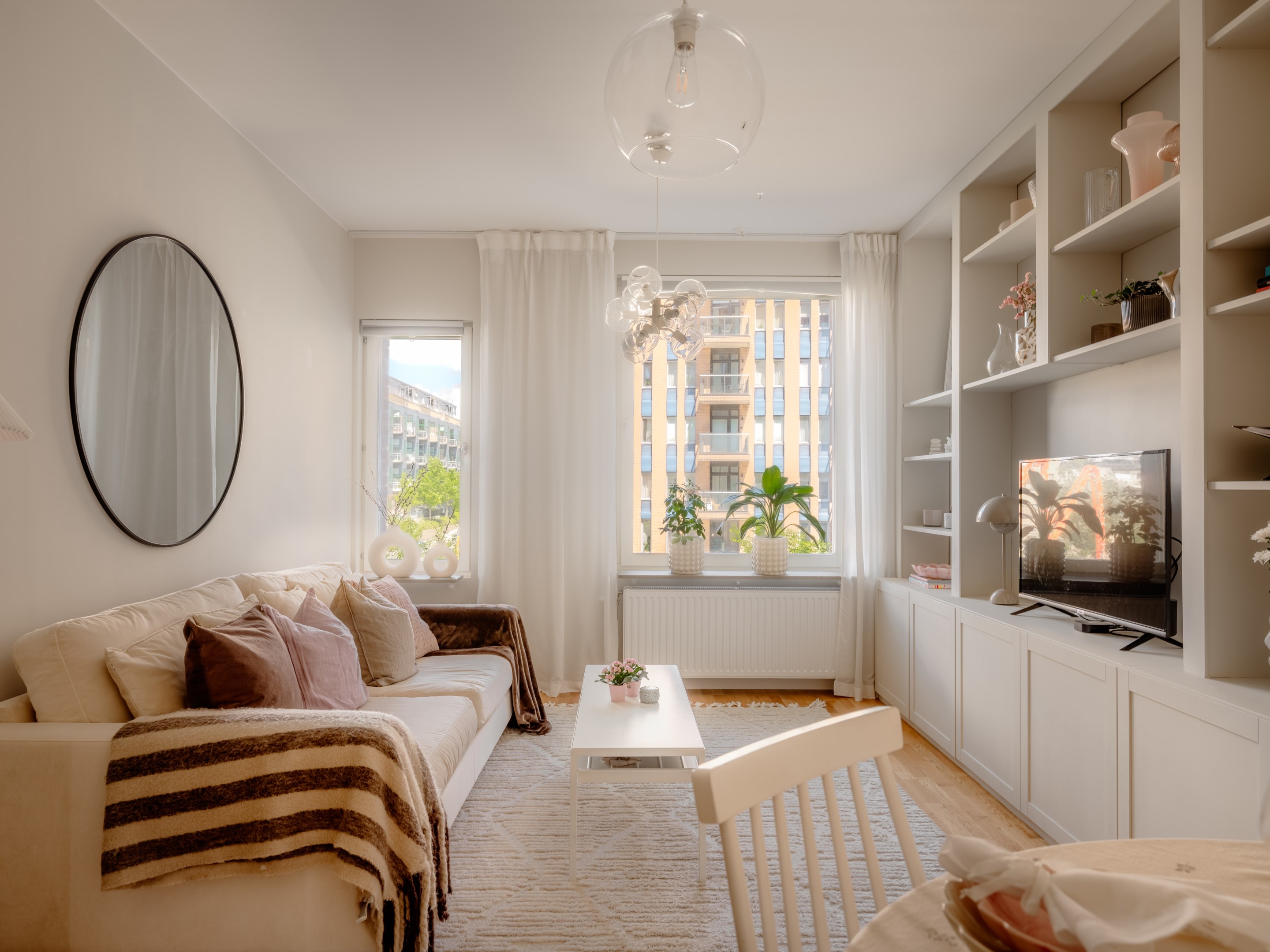 Bostadsbild från Responsgatan 12, Till salu i Midsommarkransen, Stockholm