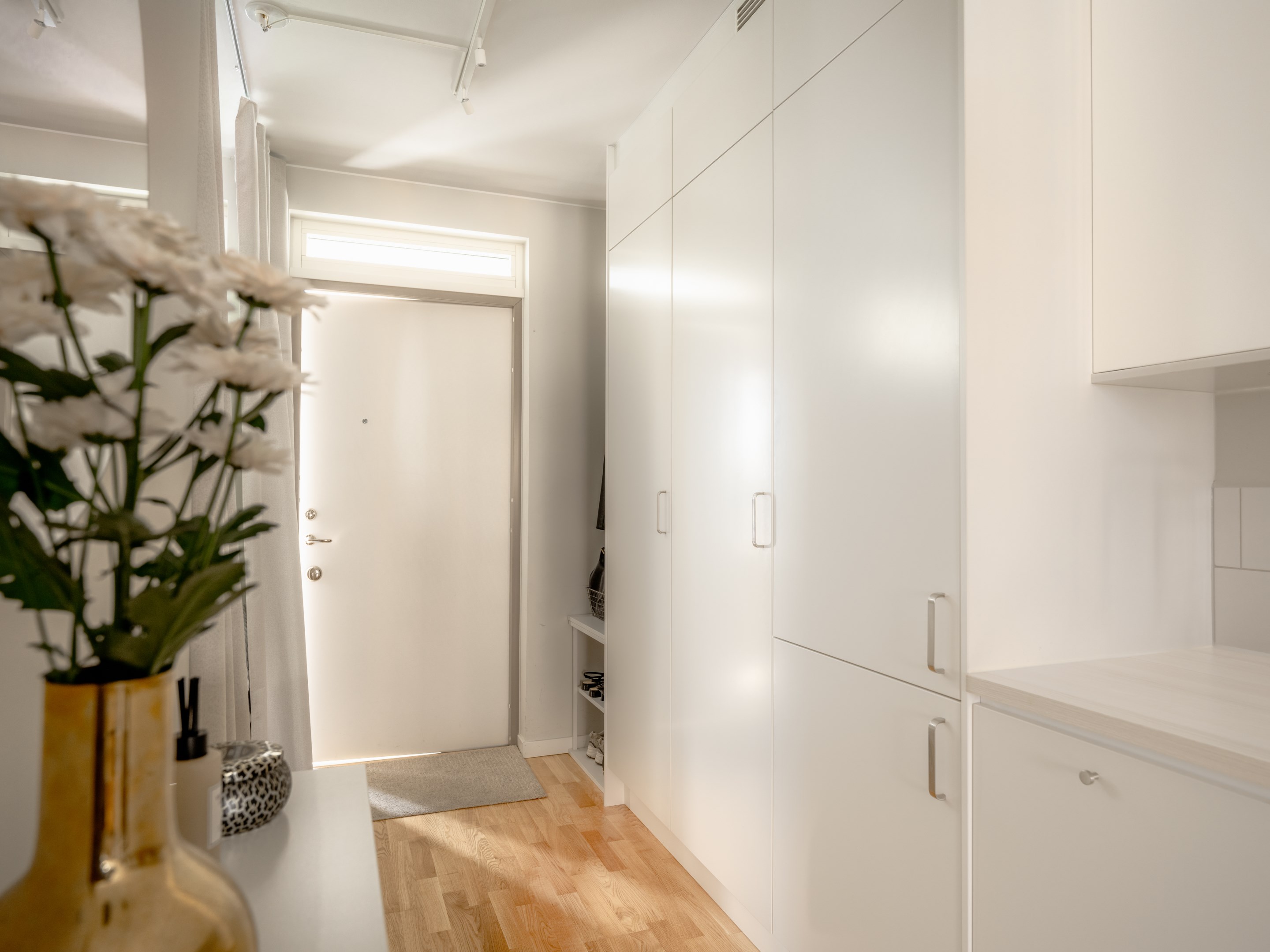 Bostadsbild från Responsgatan 12, Till salu i Midsommarkransen, Stockholm