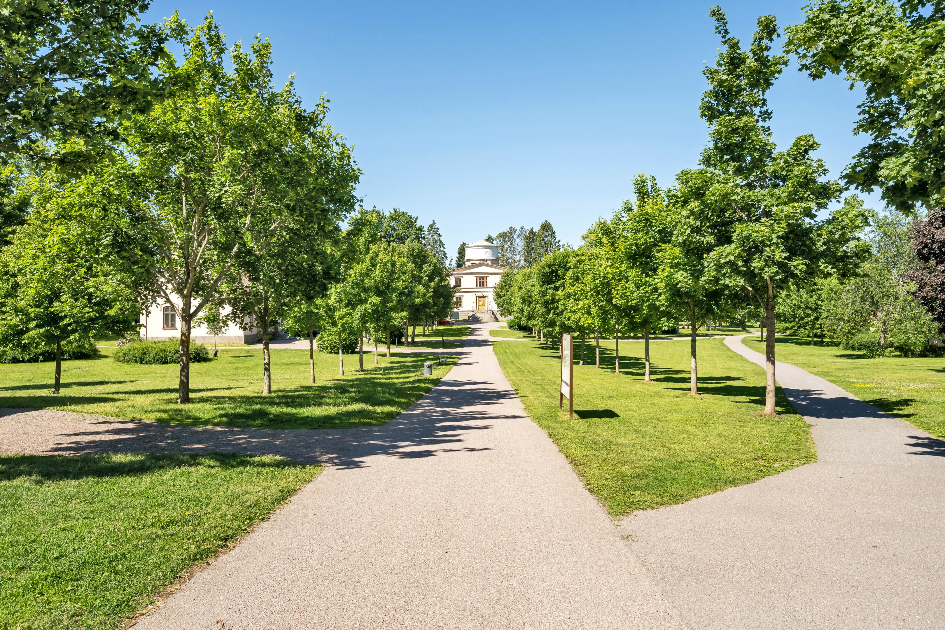 Bostadsbild från Kyrkogårdsgatan 23, Till salu i Öfre Slotts, Uppsala