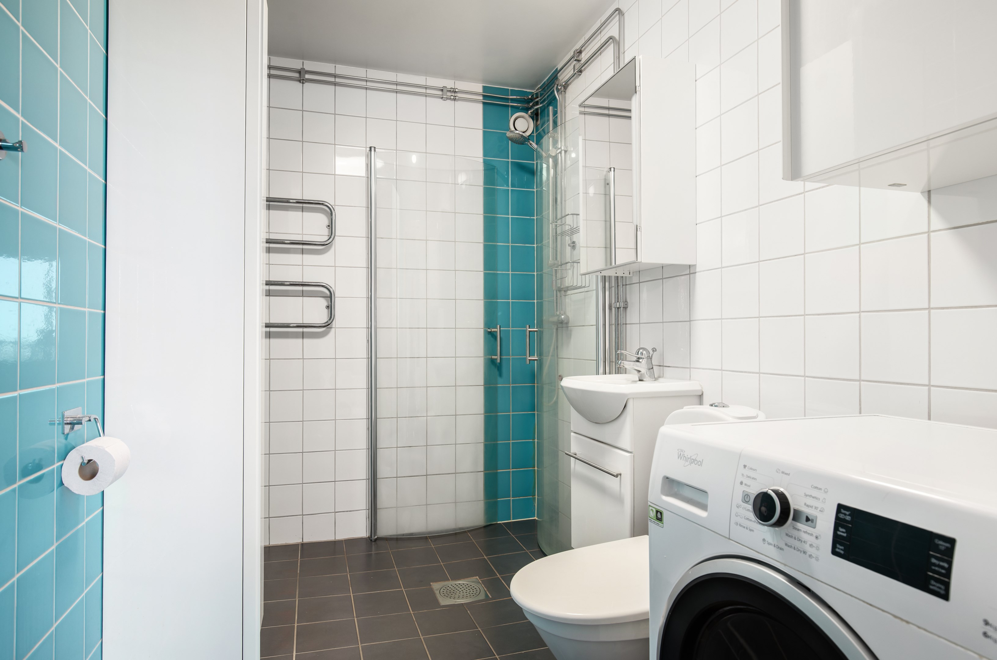 Bostadsbild från Skogalundsklippan 26, Till salu i Skogalund, Nacka