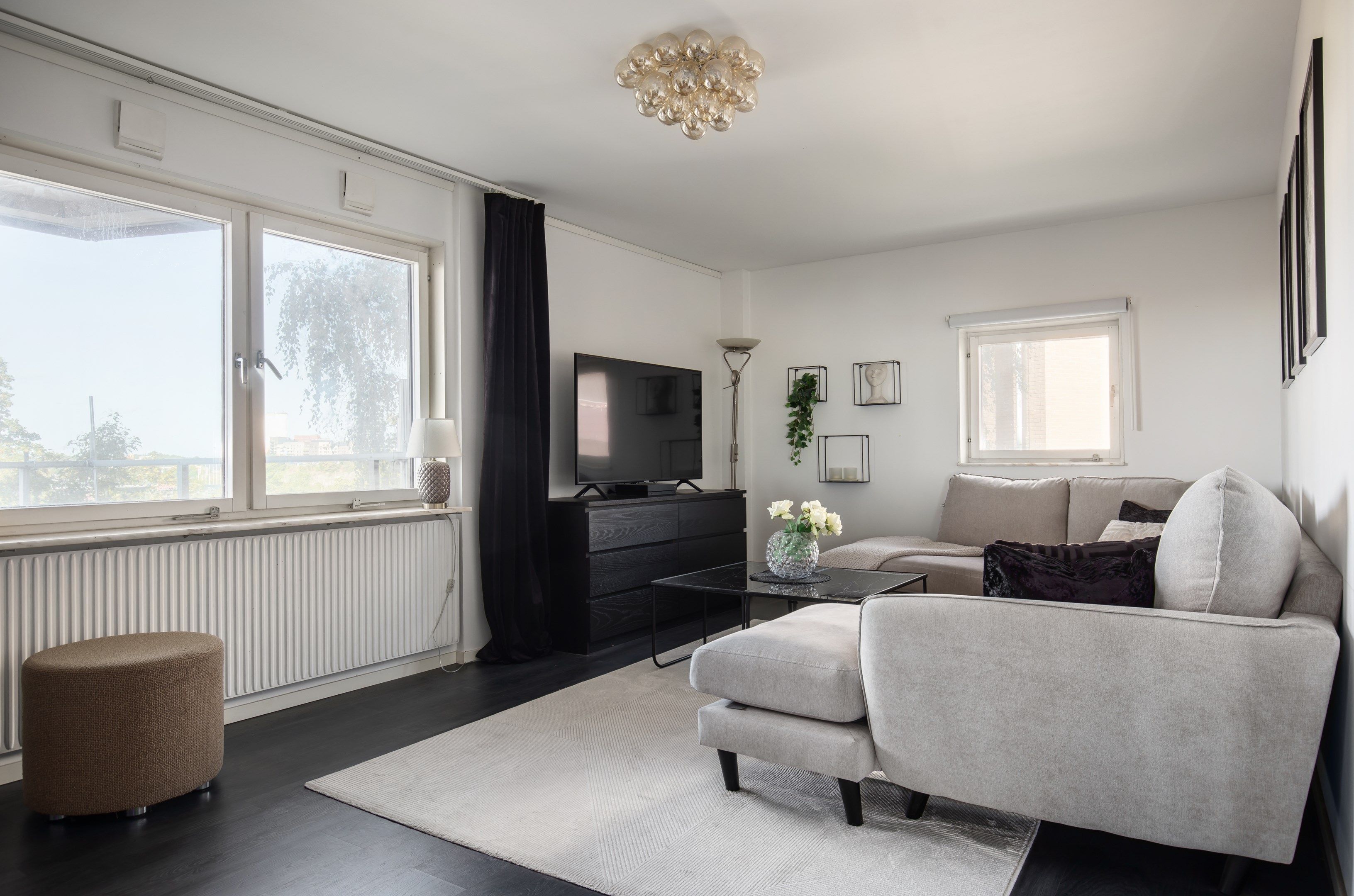 Bostadsbild från Skogalundsklippan 26, Till salu i Skogalund, Nacka
