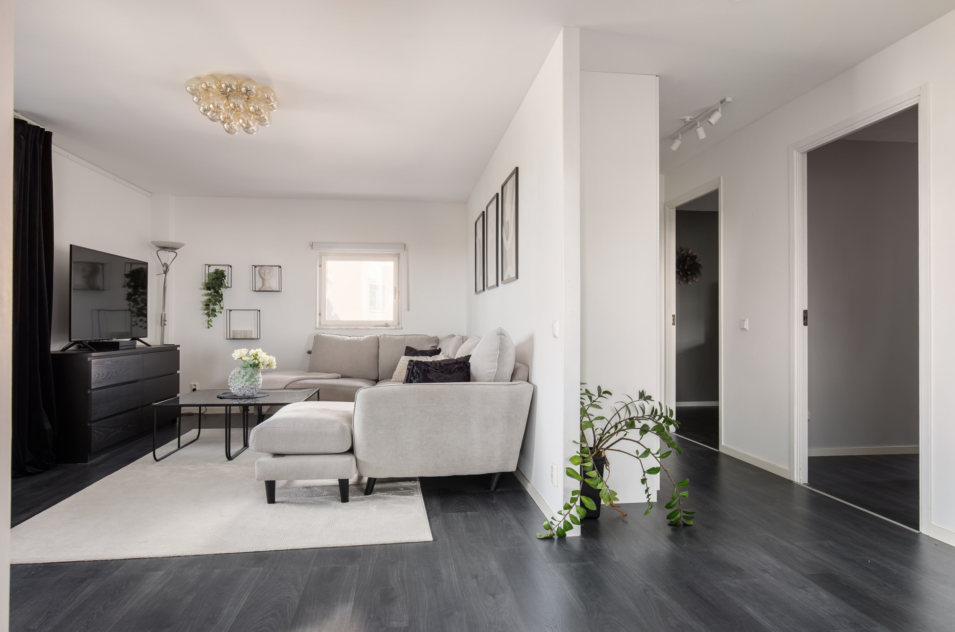 Bostadsbild från Skogalundsklippan 26, Till salu i Skogalund, Nacka