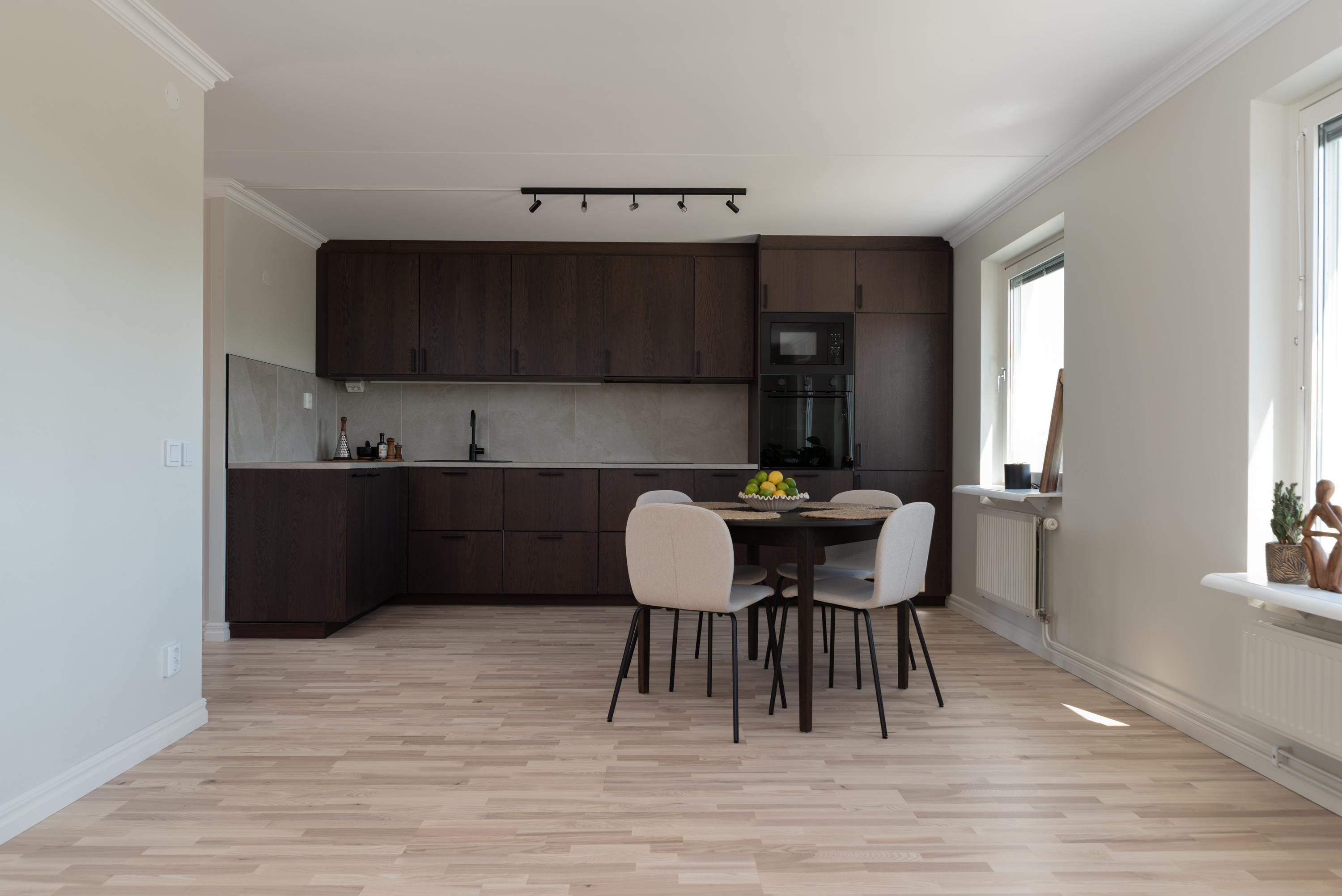 Bostadsbild från Lovisebergsvägen 2C, Såld i Karlsdal, Västerås