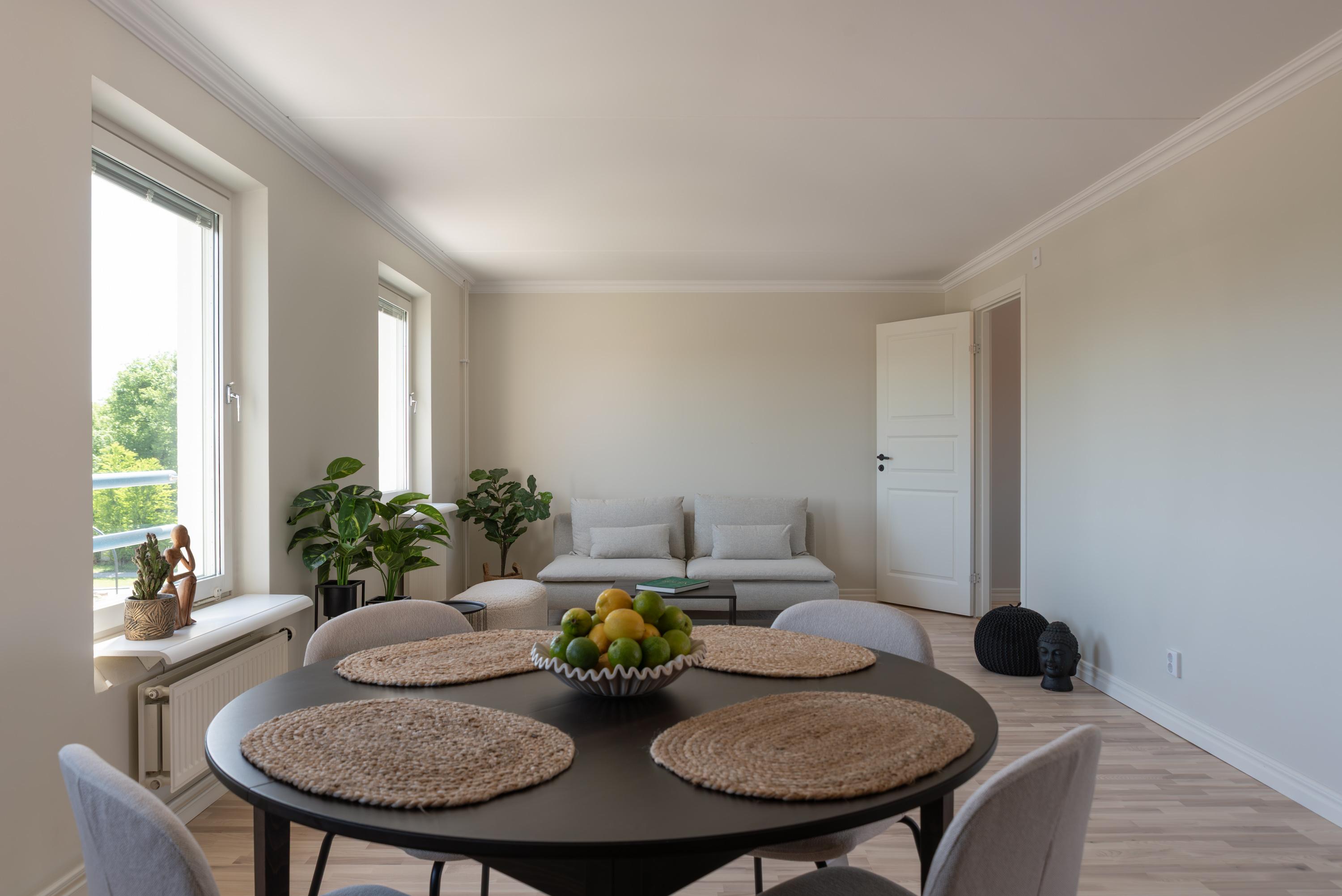 Bostadsbild från Lovisebergsvägen 2C, Såld i Karlsdal, Västerås