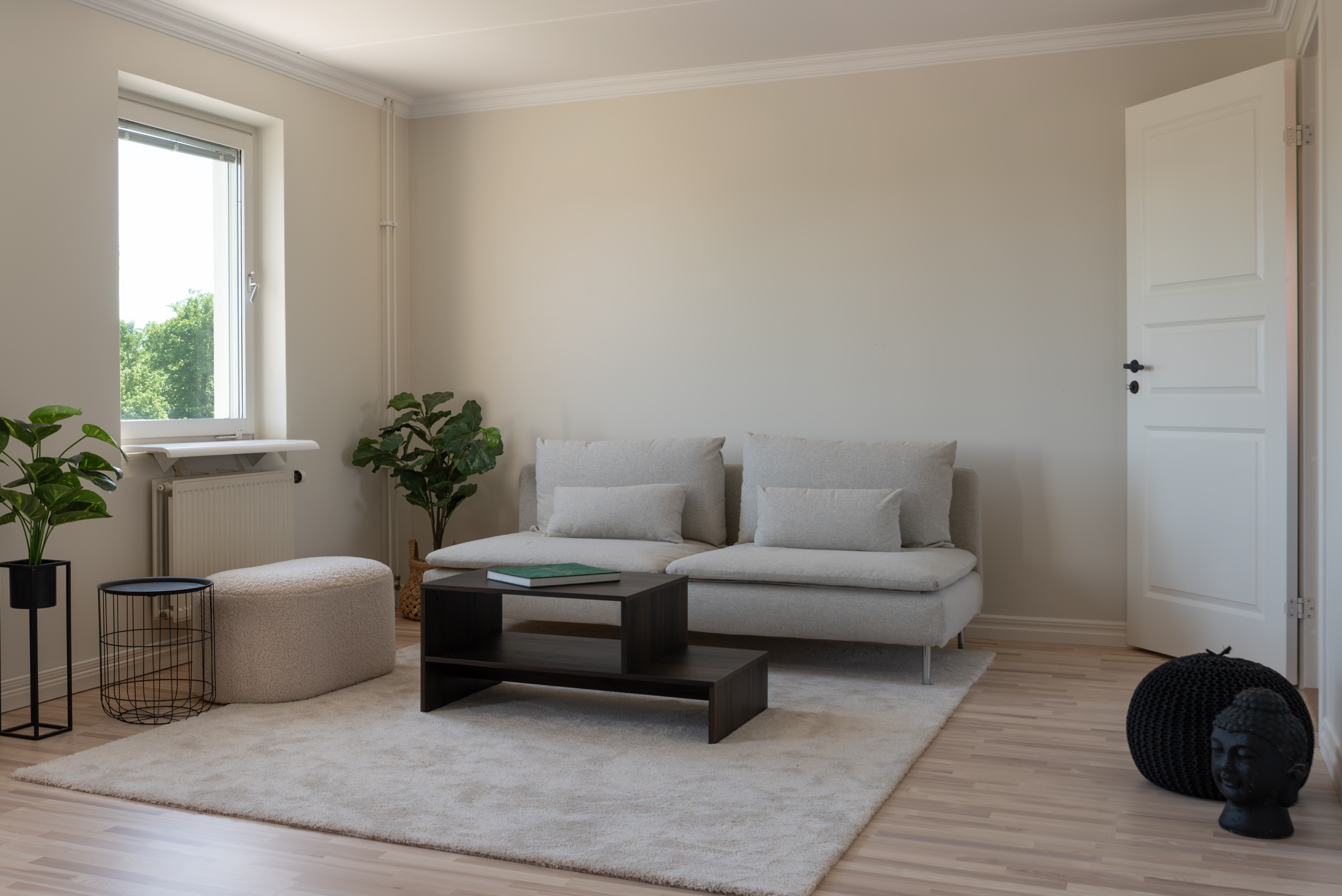 Bostadsbild från Lovisebergsvägen 2C, Såld i Karlsdal, Västerås