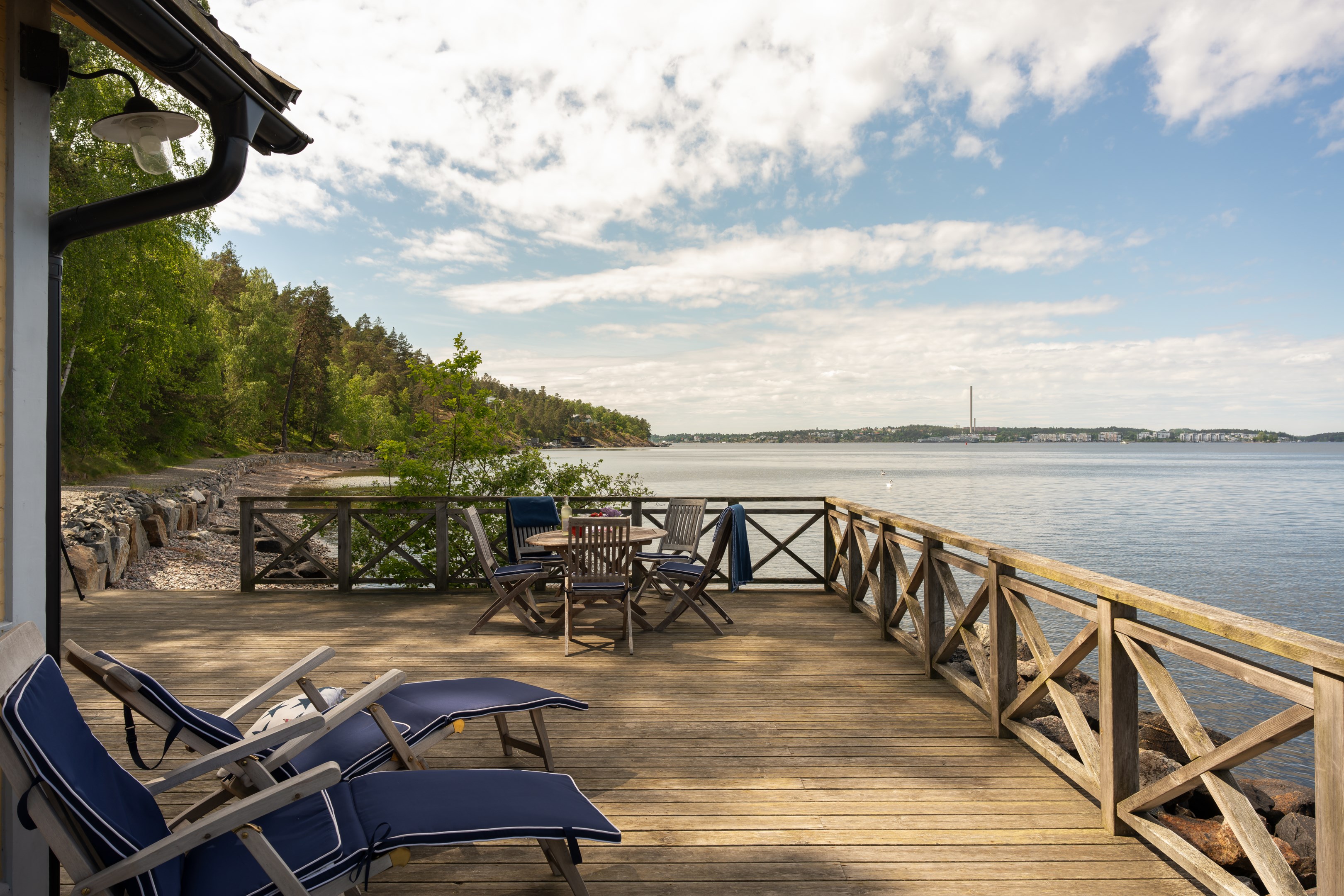 Bostadsbild från Grävlingsbergsvägen 7, Till salu i Kummelnäs, Nacka
