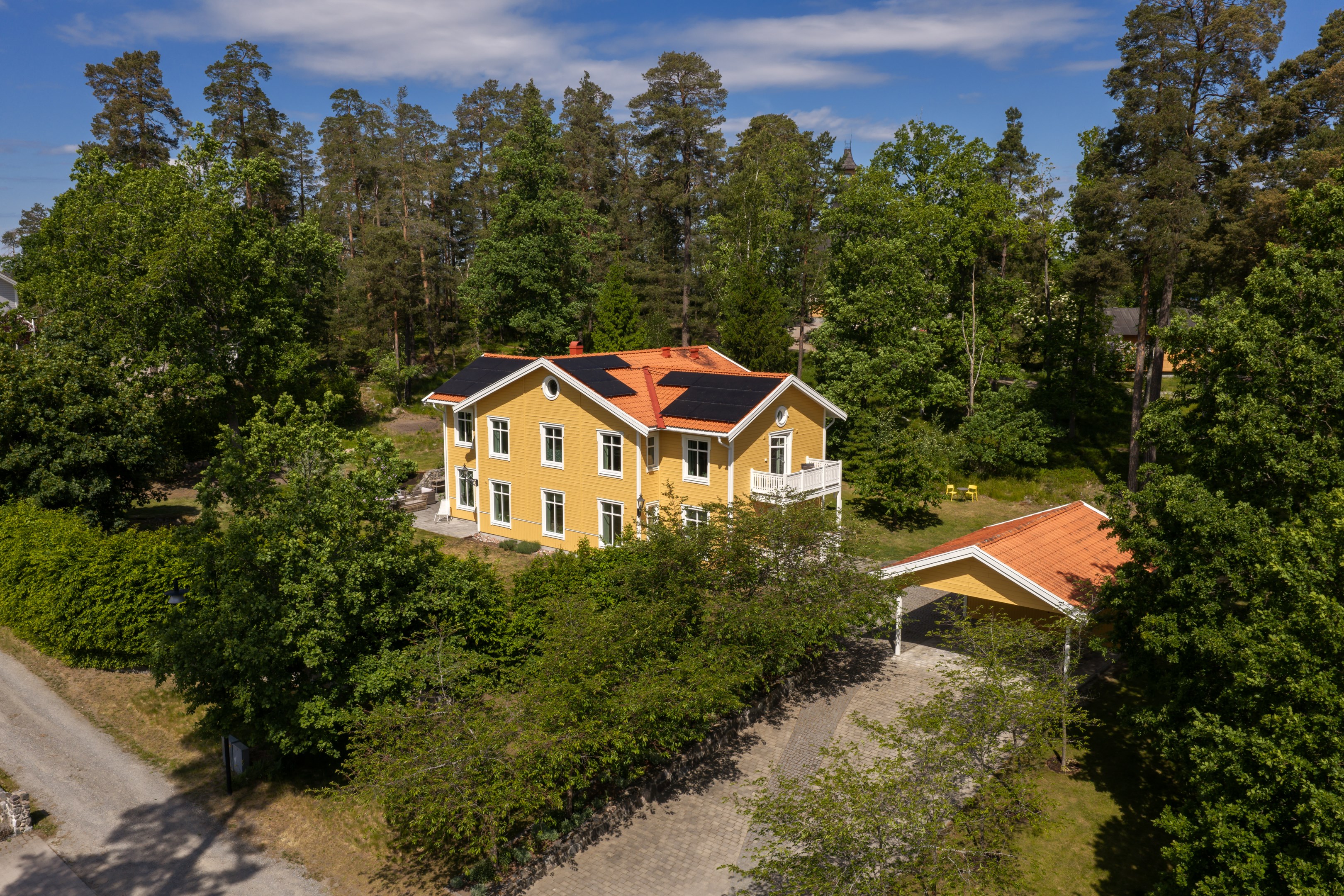 Bostadsbild från Grävlingsbergsvägen 7, Till salu i Kummelnäs, Nacka