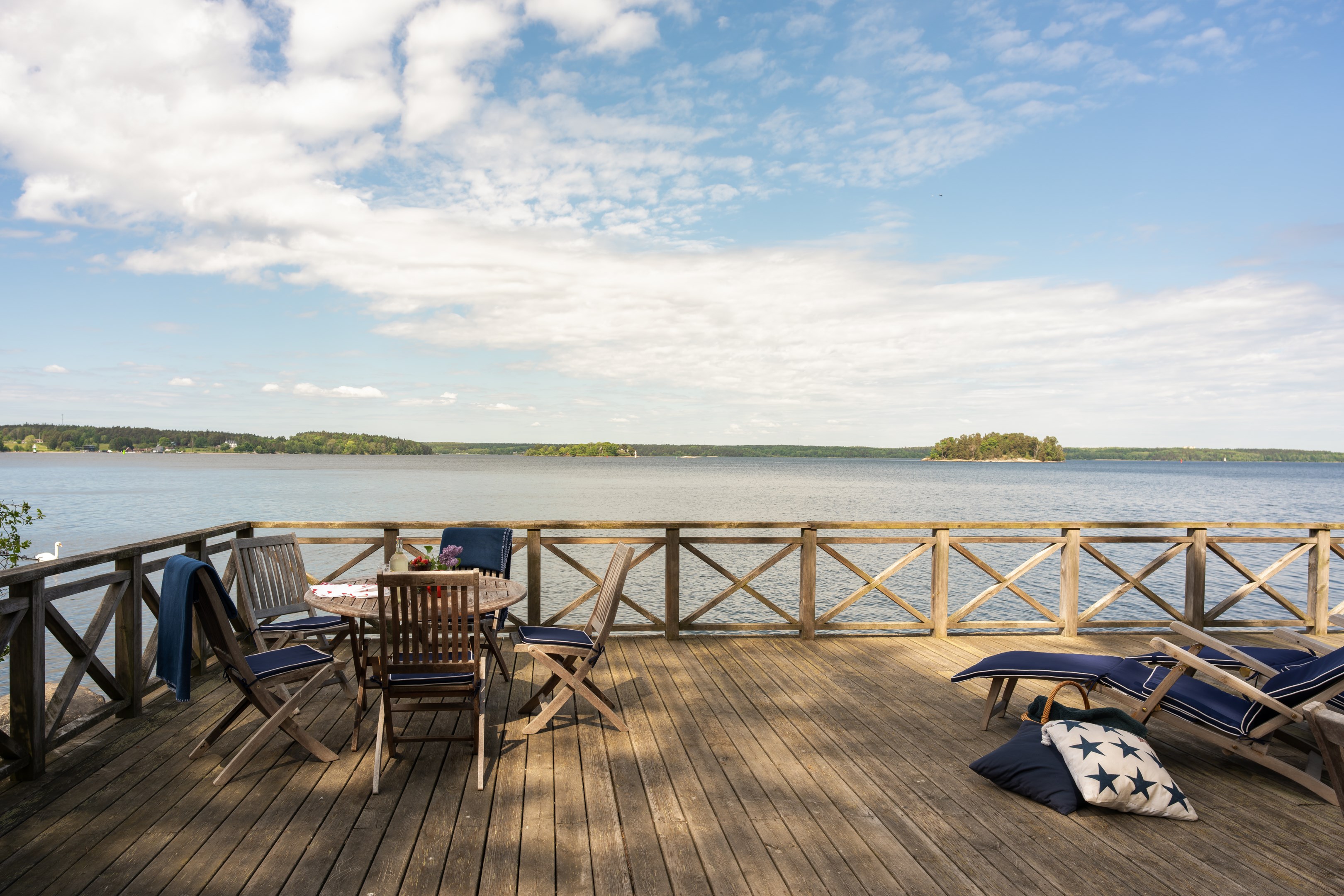 Bostadsbild från Grävlingsbergsvägen 7, Till salu i Kummelnäs, Nacka