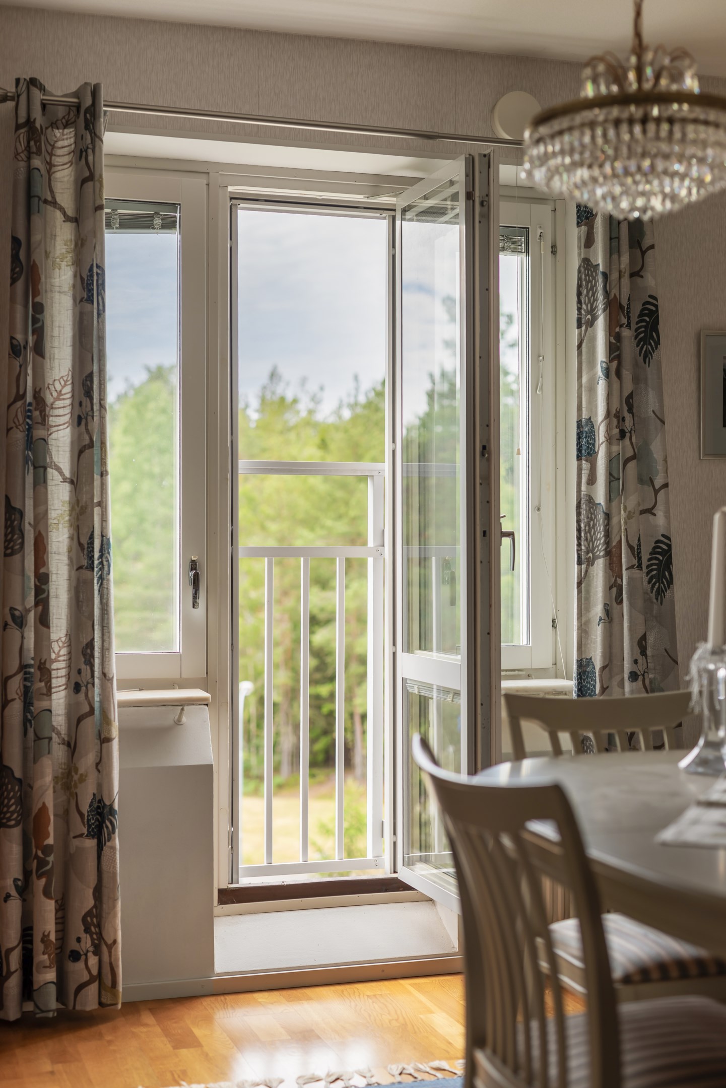 Bostadsbild från Bergmossevägen 6, 4 vån, Såld i Gustavsberg - Holmviksskogen, Värmdö