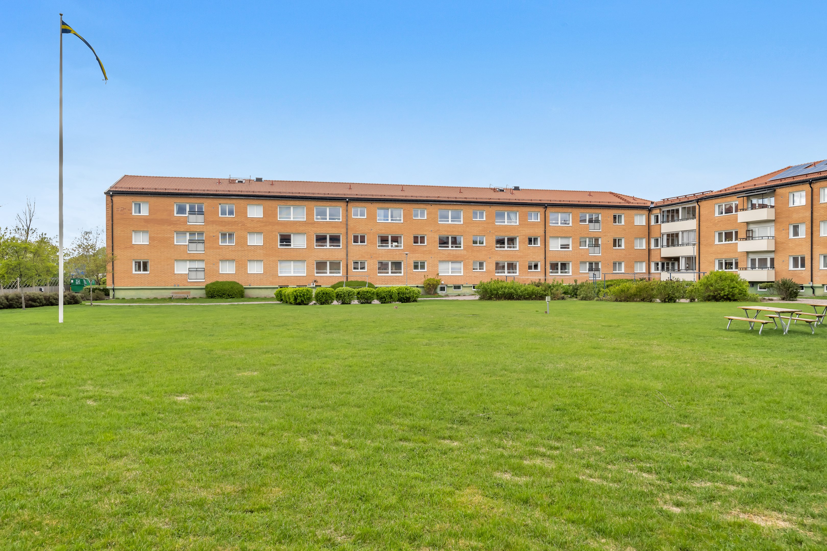 Bostadsbild från Årstagatan 19A, Till salu i Salabacke, Uppsala