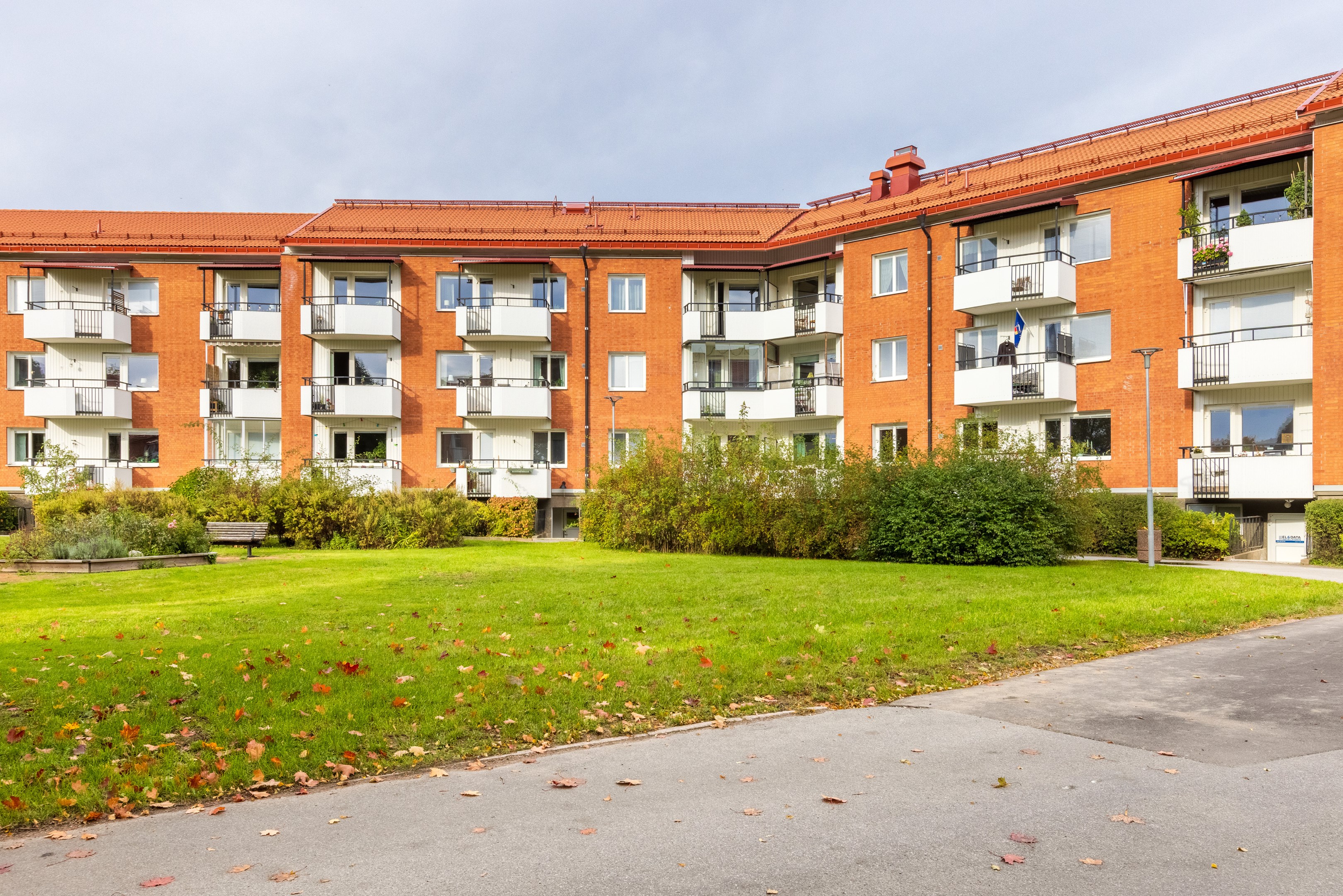 Bostadsbild från Årstagatan 41, Till salu i Salabacke, Uppsala