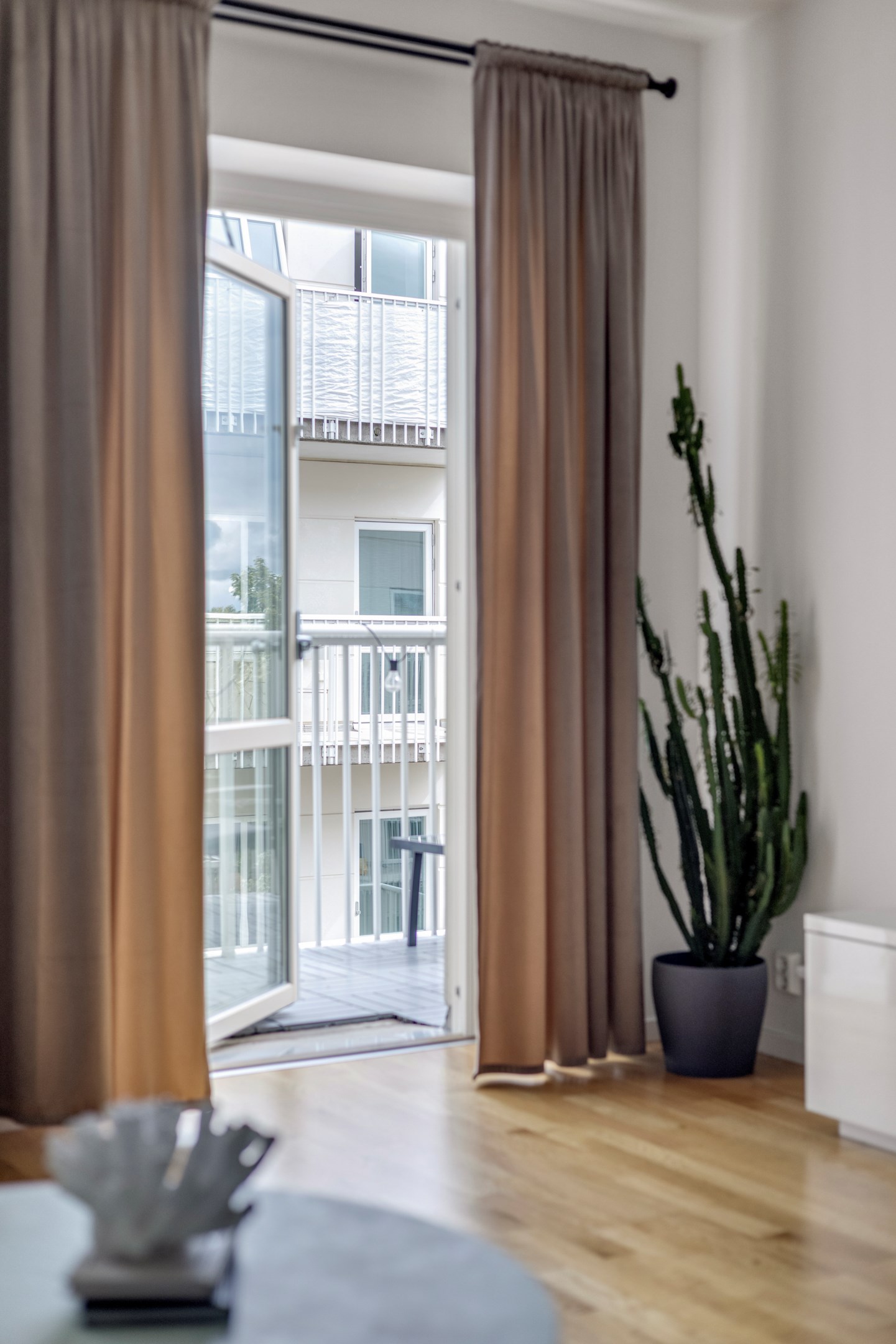 Bostadsbild från Råbyvägen 41, Kommande i Kapellgärdet, Uppsala