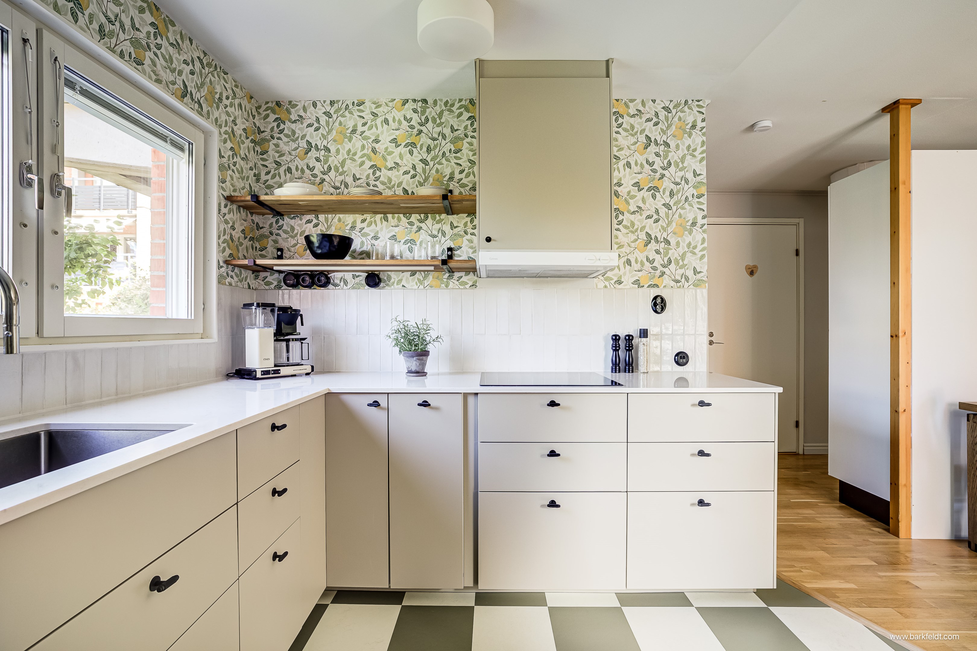 Bostadsbild från Lings väg 53, Till salu i Ling, Uppsala
