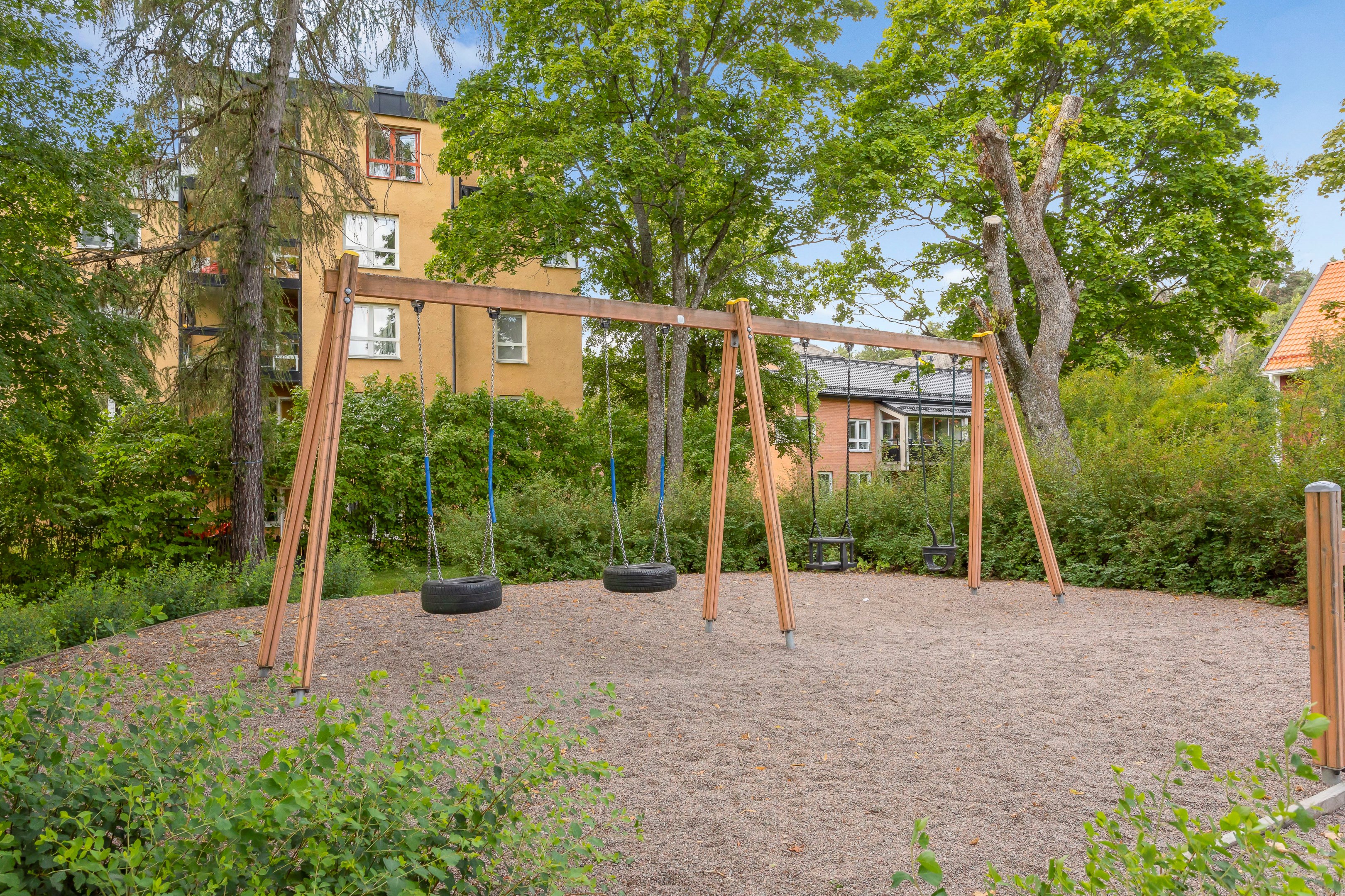 Bostadsbild från Lings väg 53, Till salu i Ling, Uppsala