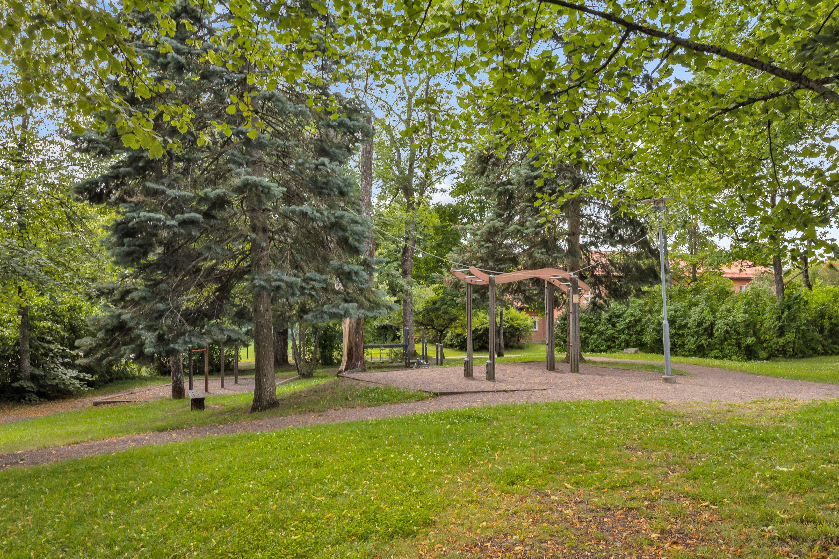 Bostadsbild från Lings väg 53, Till salu i Ling, Uppsala
