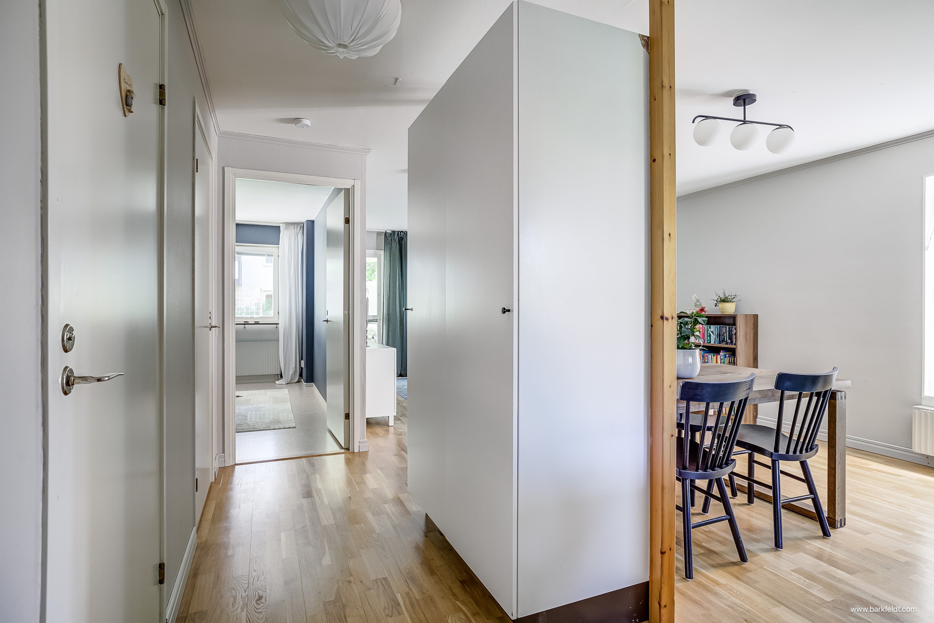 Bostadsbild från Lings väg 53, Till salu i Ling, Uppsala