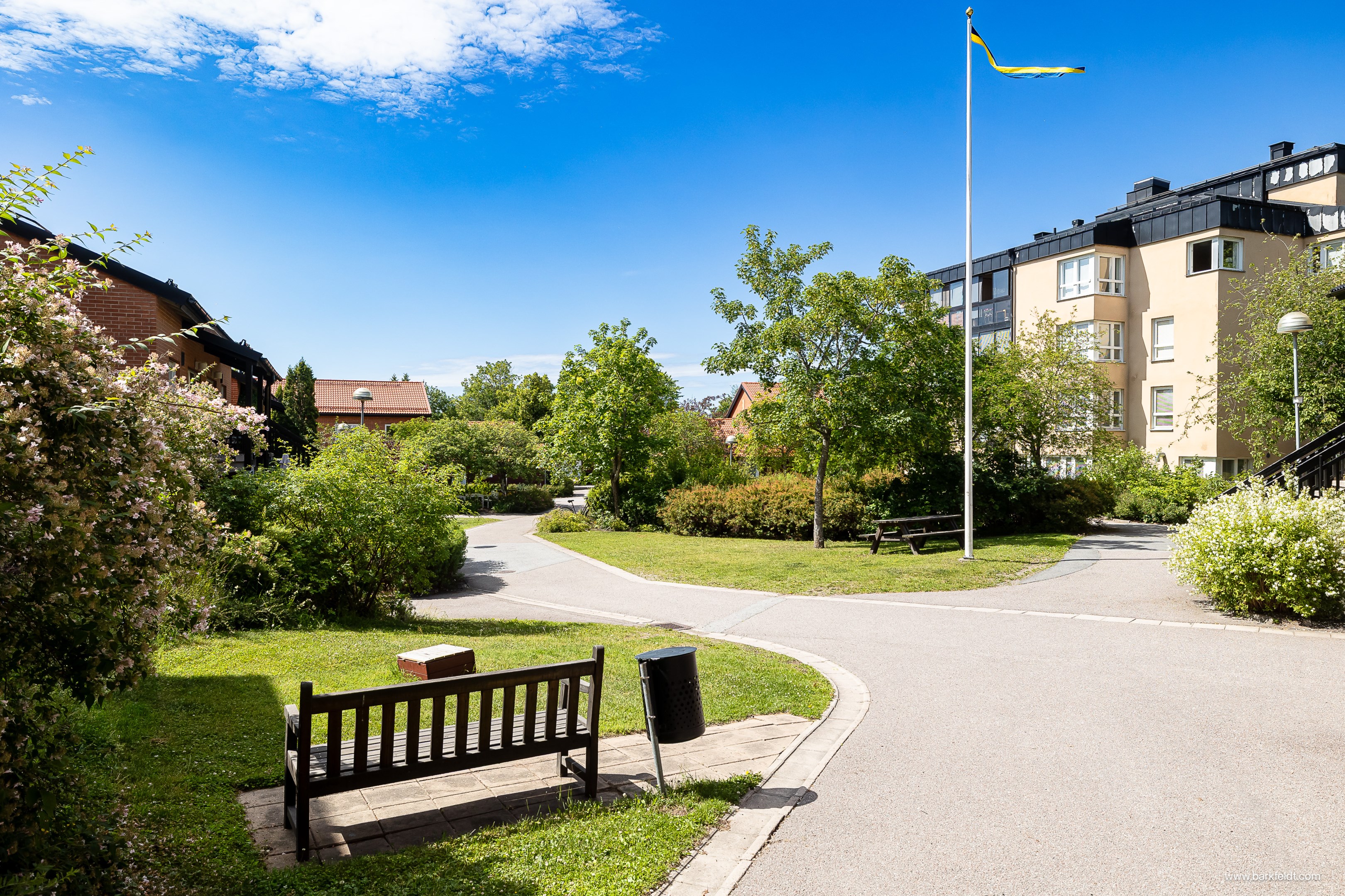 Bostadsbild från Lings väg 53, Till salu i Ling, Uppsala