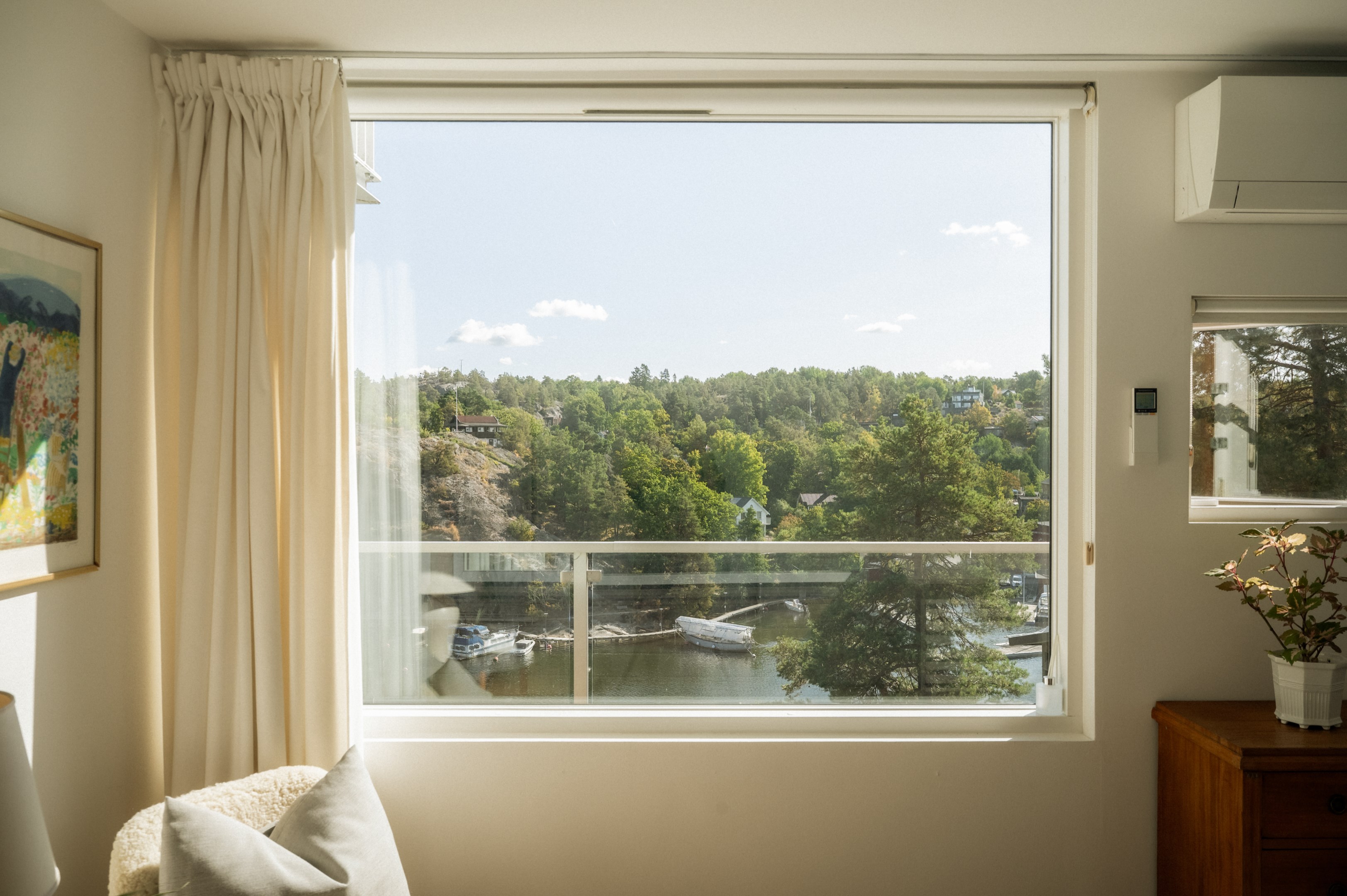 Bostadsbild från Kristinedalsvägen 46, Till salu i Skuru, Nacka