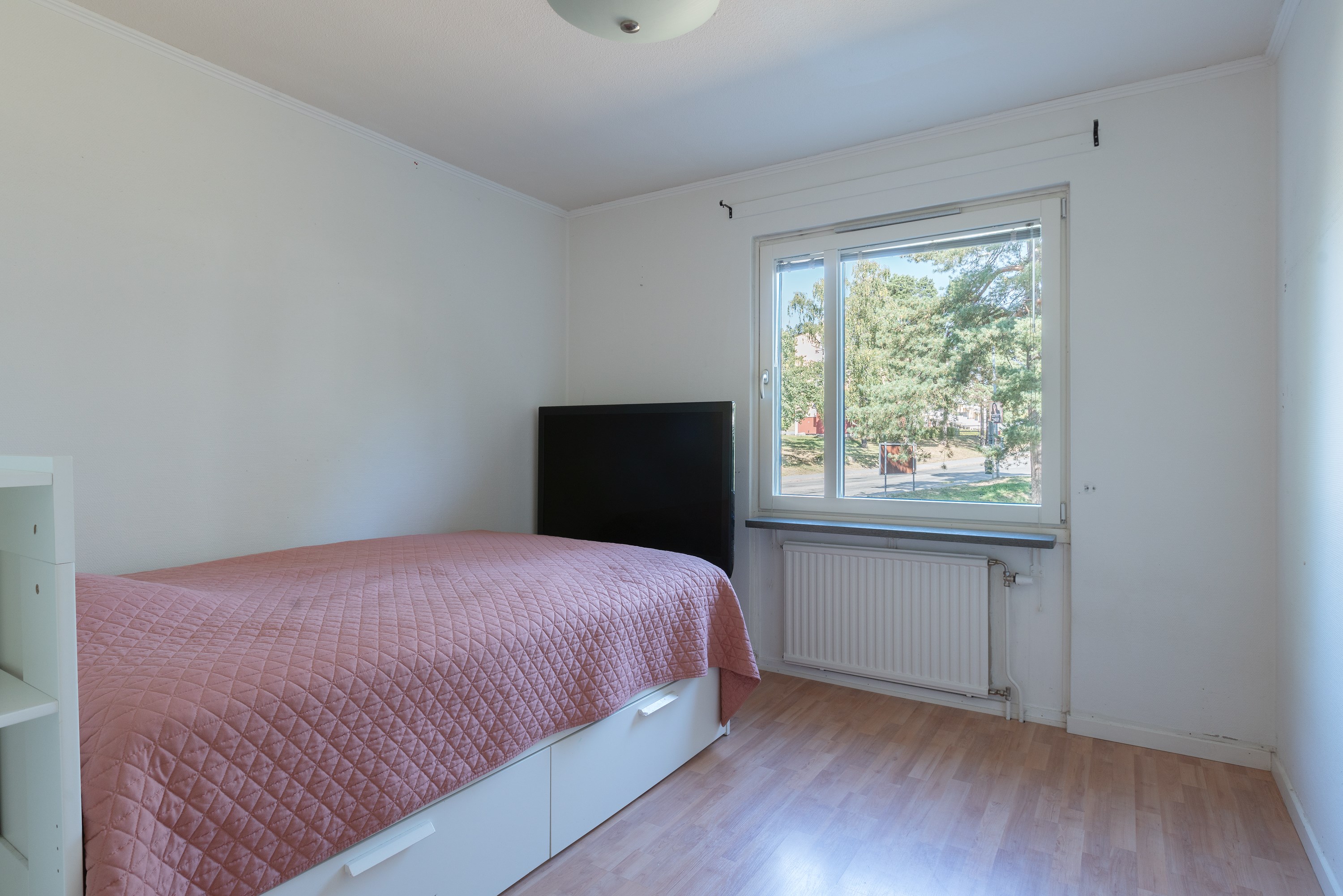Bostadsbild från Tullingebergsvägen 6A, Till salu i G:a Tullingeberg, Botkyrka