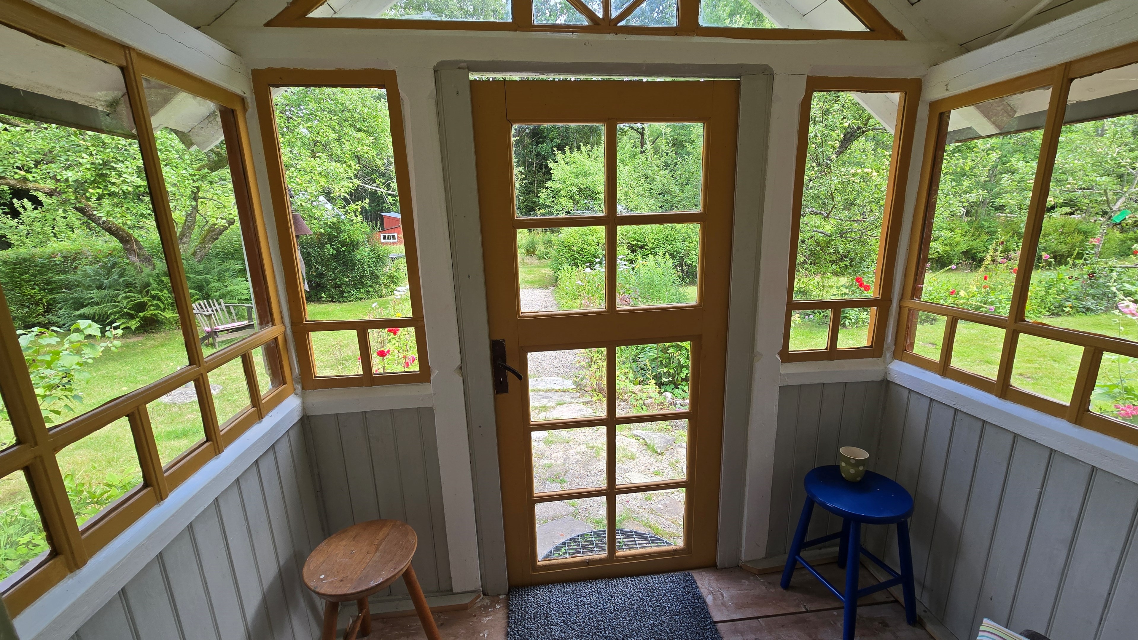 031 4_interior_veranda-mot-tradgarden