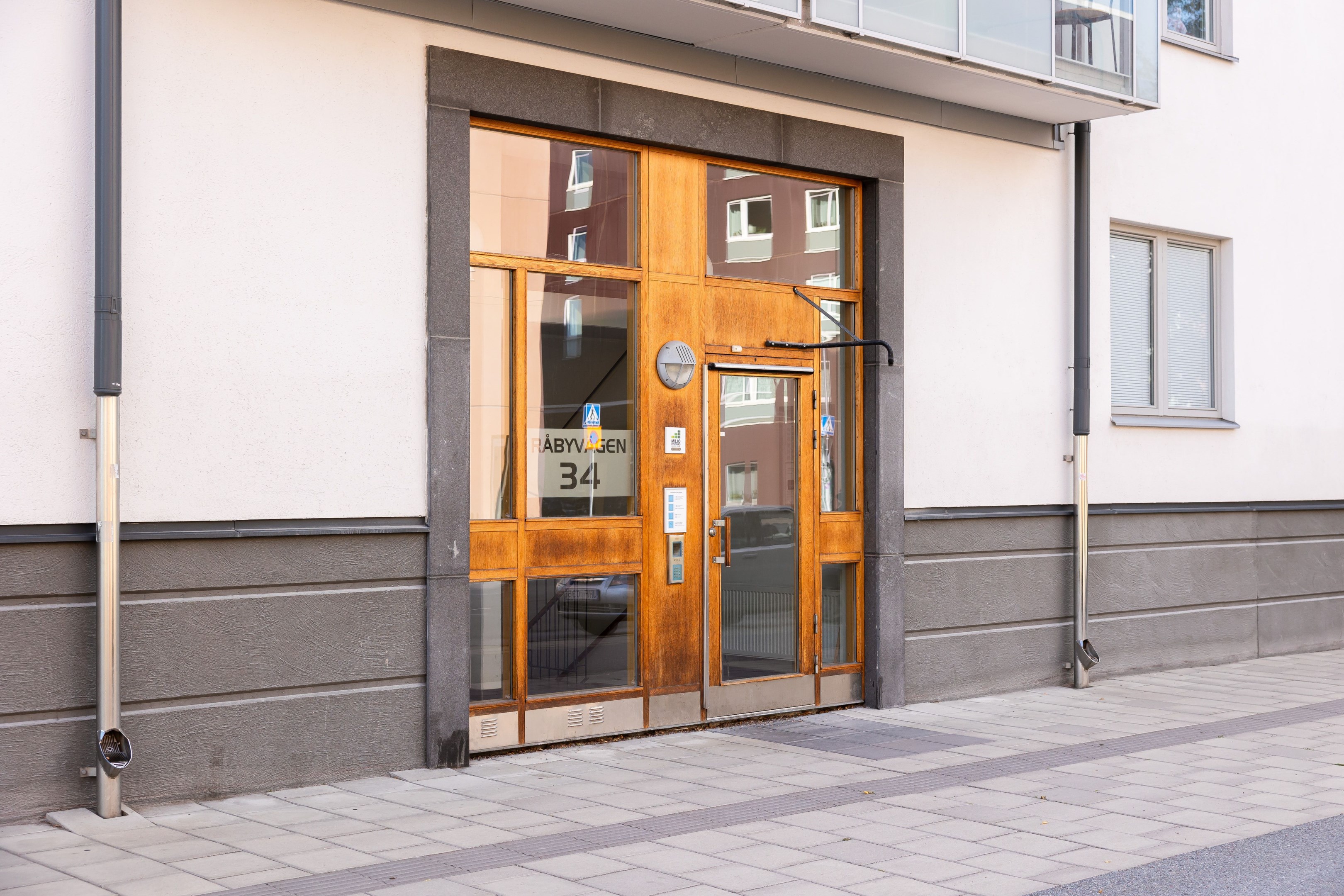 Bostadsbild från Råbyvägen 34, Till salu i Kapellgärdet, Uppsala