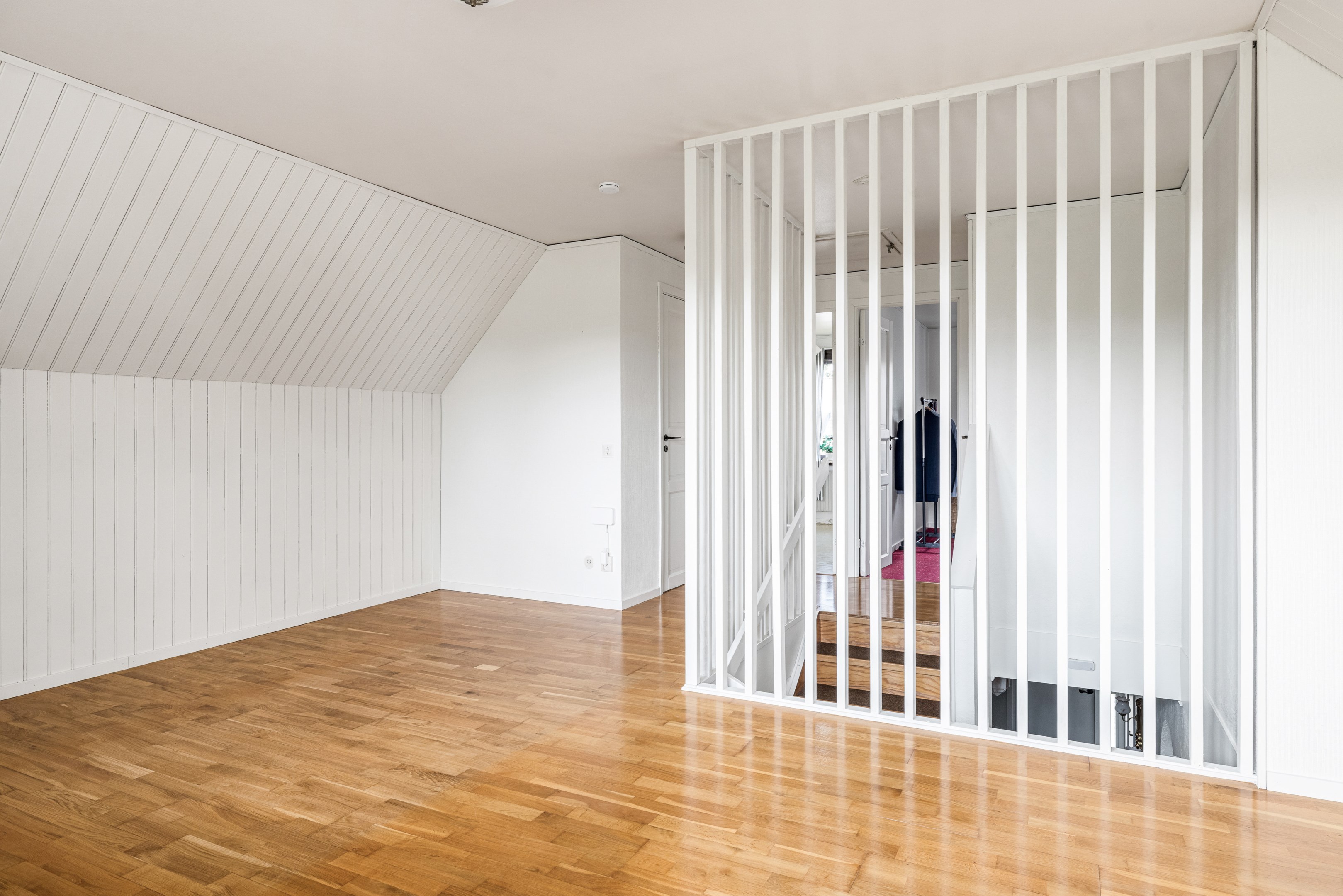 Bostadsbild från Bonadsvägen 9, Till salu i Nåntuna, Uppsala