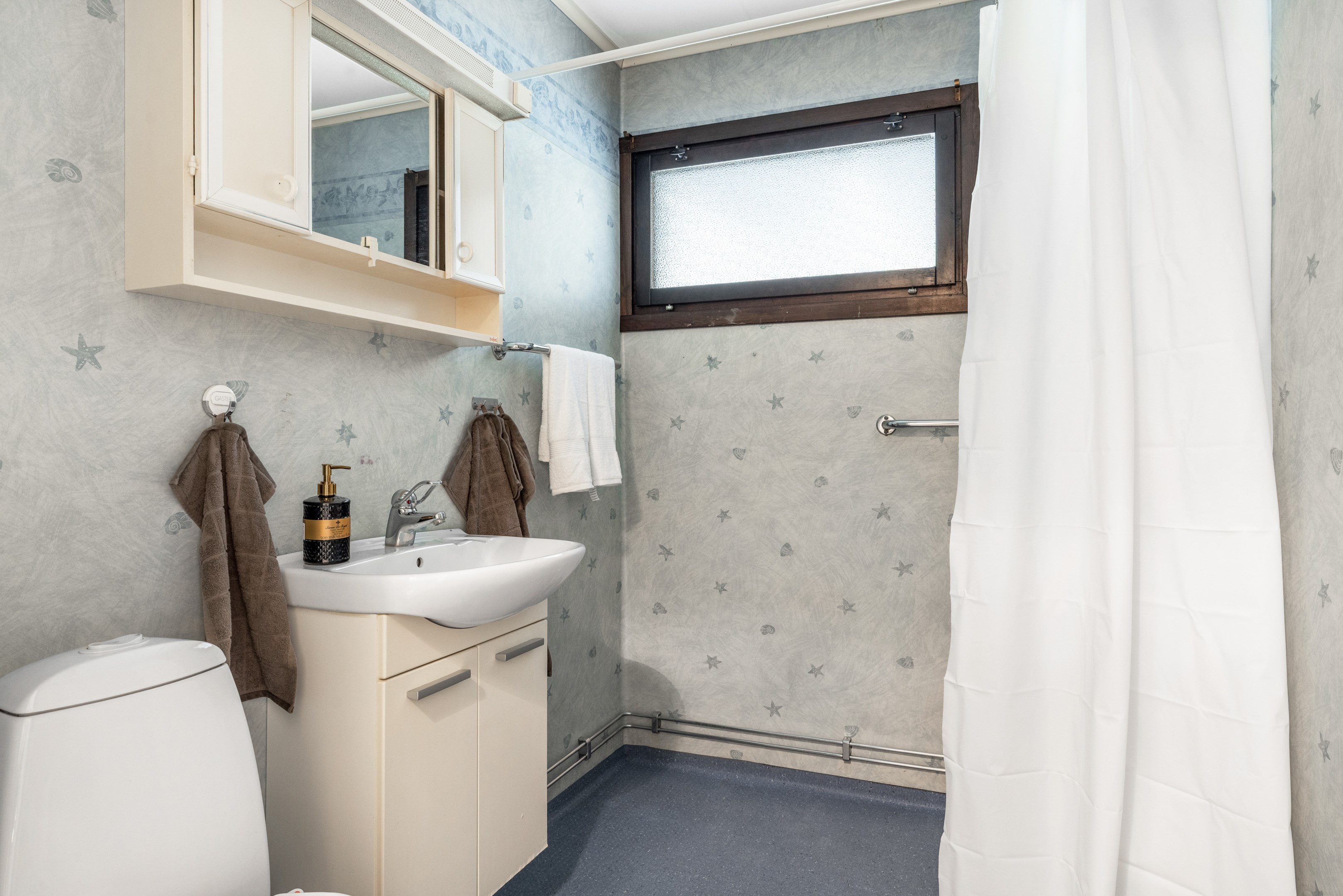 Bostadsbild från Bonadsvägen 9, Till salu i Nåntuna, Uppsala