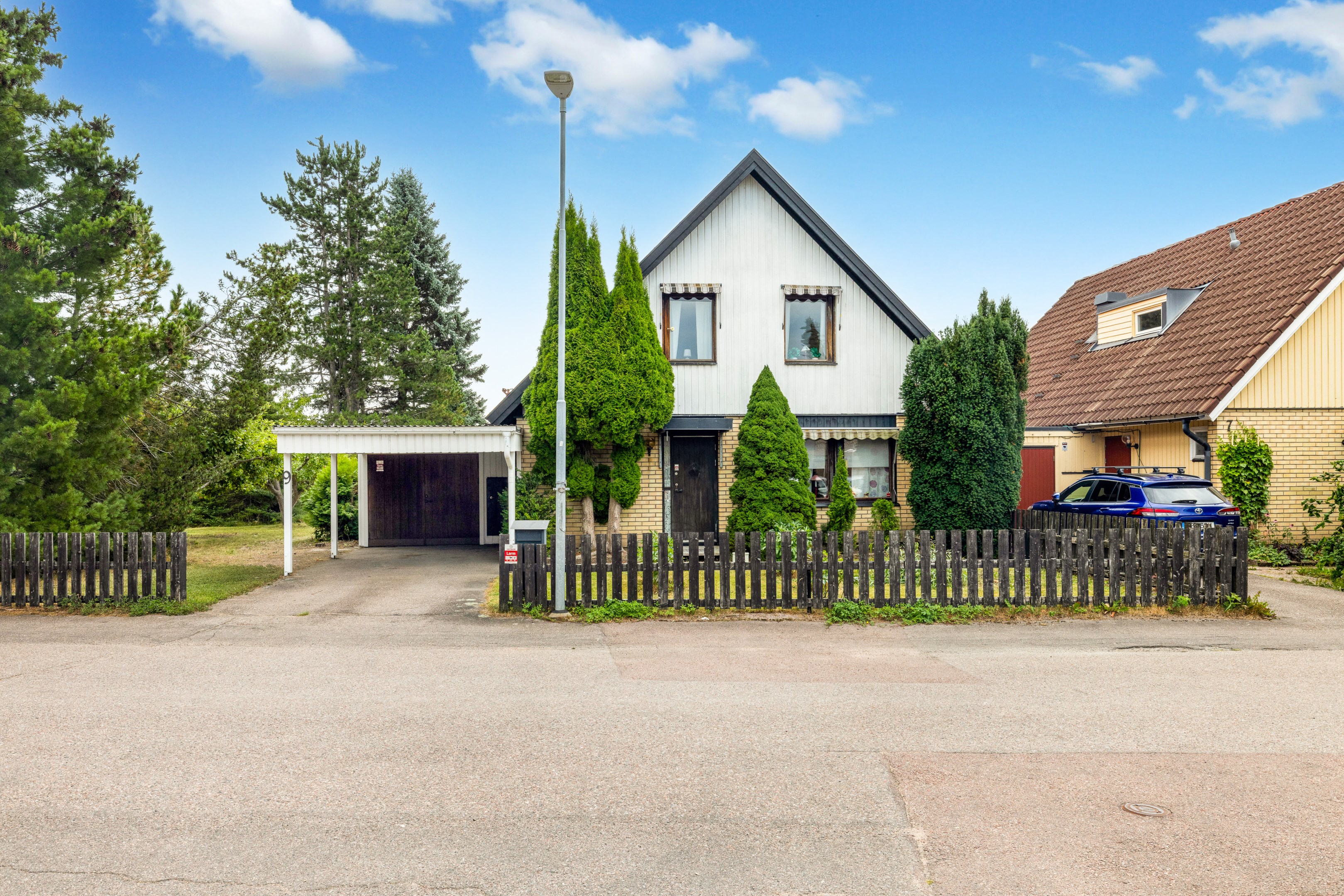 Bostadsbild från Bonadsvägen 9, Till salu i Nåntuna, Uppsala