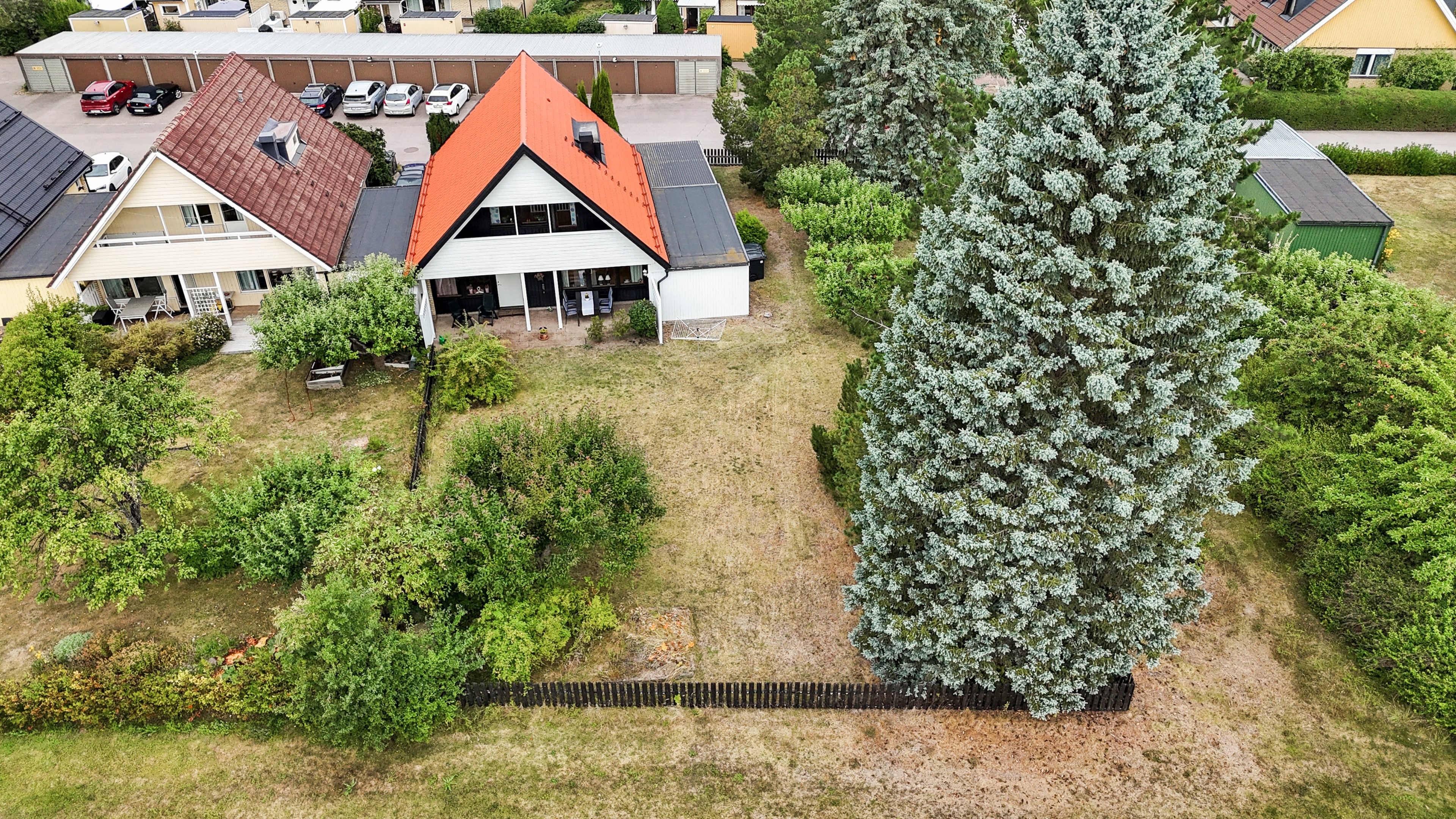 Bostadsbild från Bonadsvägen 9, Till salu i Nåntuna, Uppsala