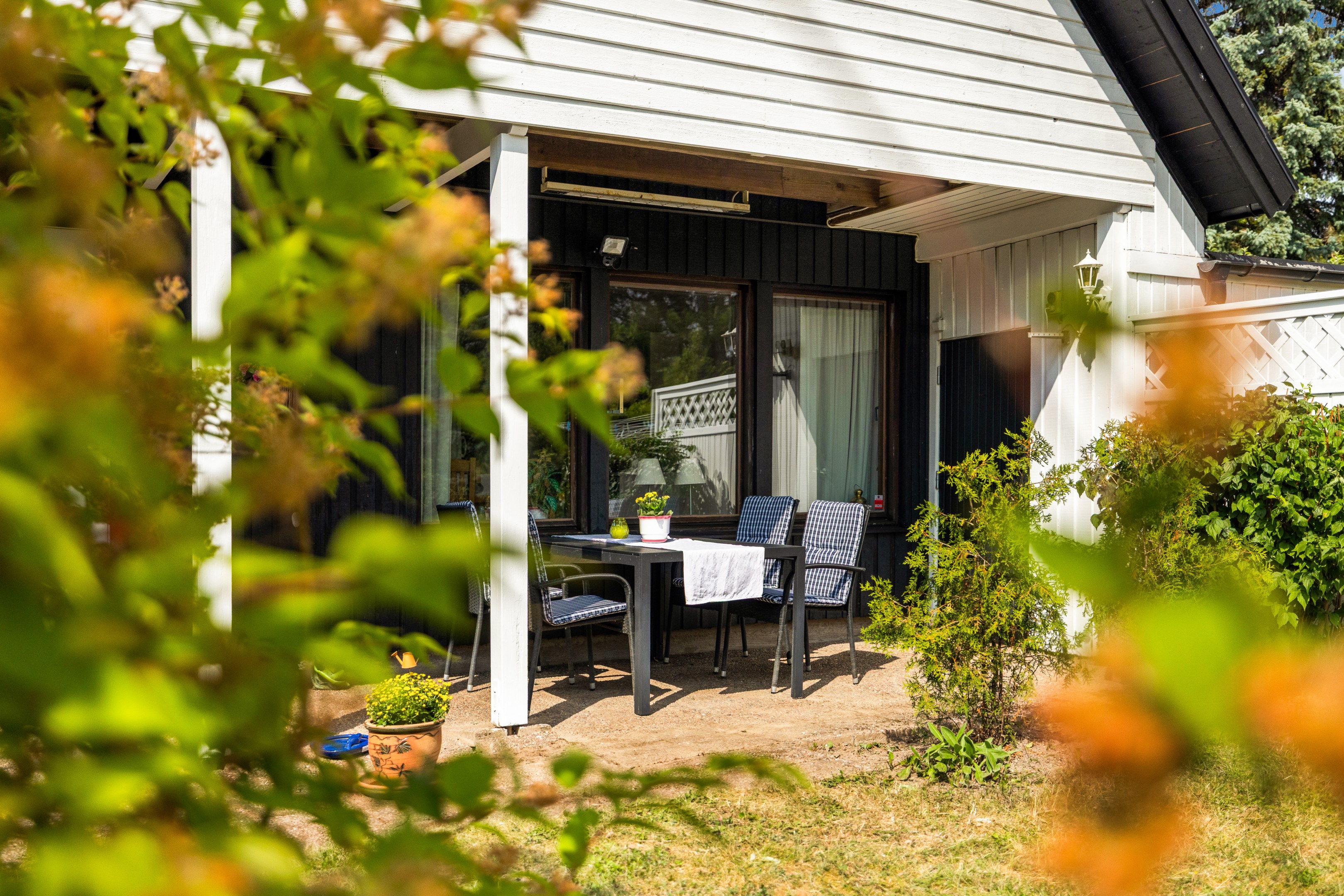 Bostadsbild från Bonadsvägen 9, Till salu i Nåntuna, Uppsala