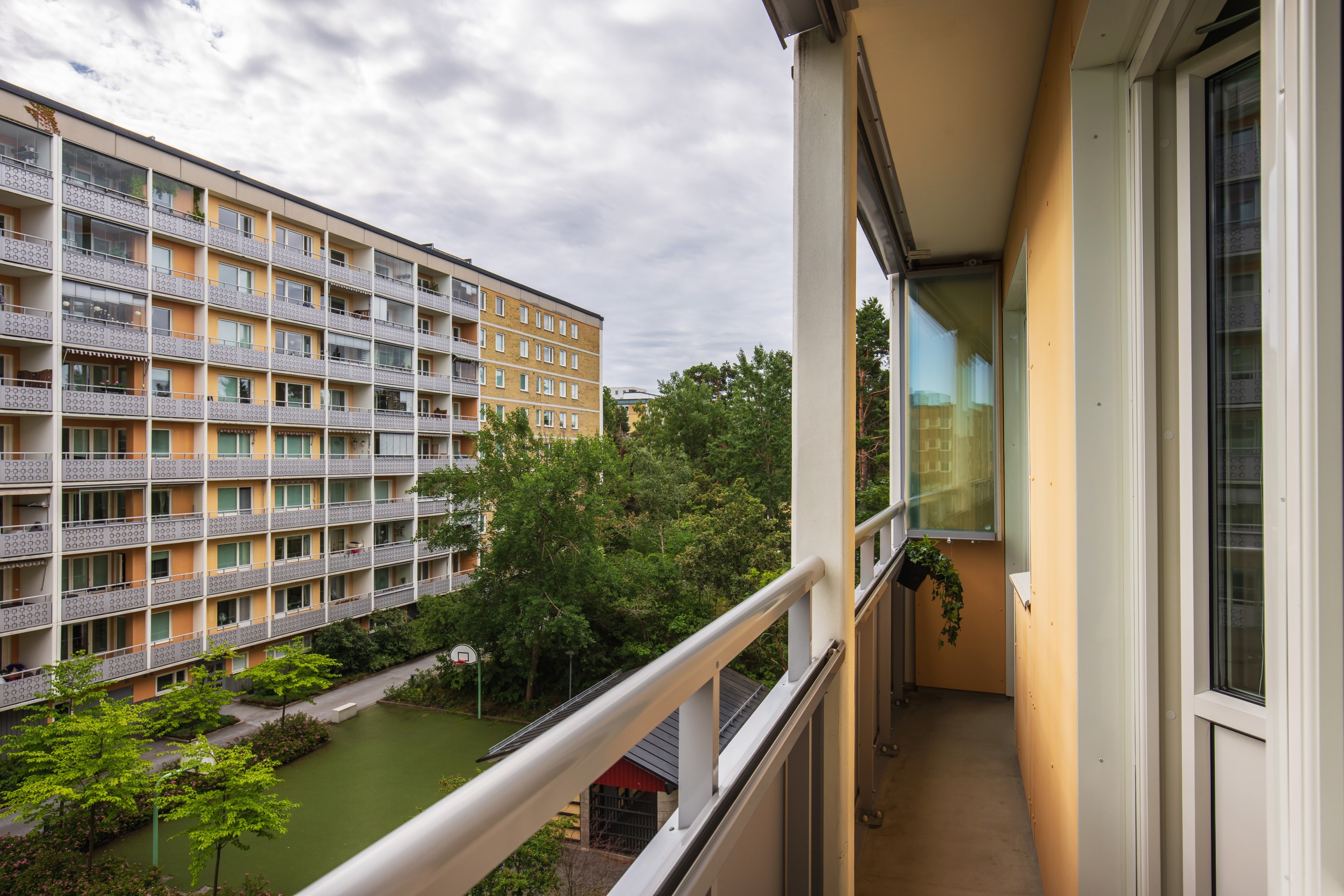 Bostadsbild från Oxelvägen 49, Kommande i Älta, Nacka
