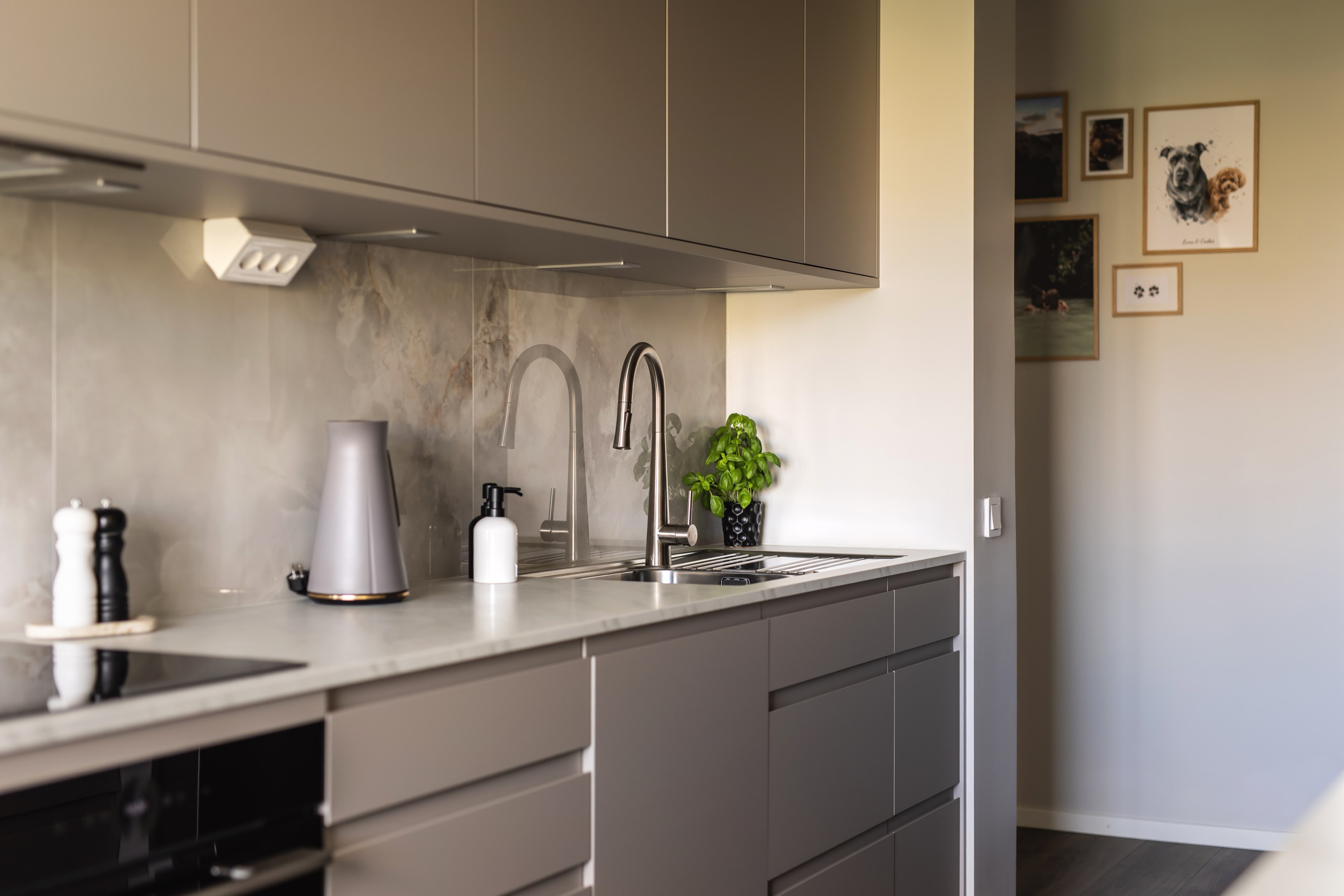 Bostadsbild från Oxelvägen 51, Till salu i Älta, Nacka