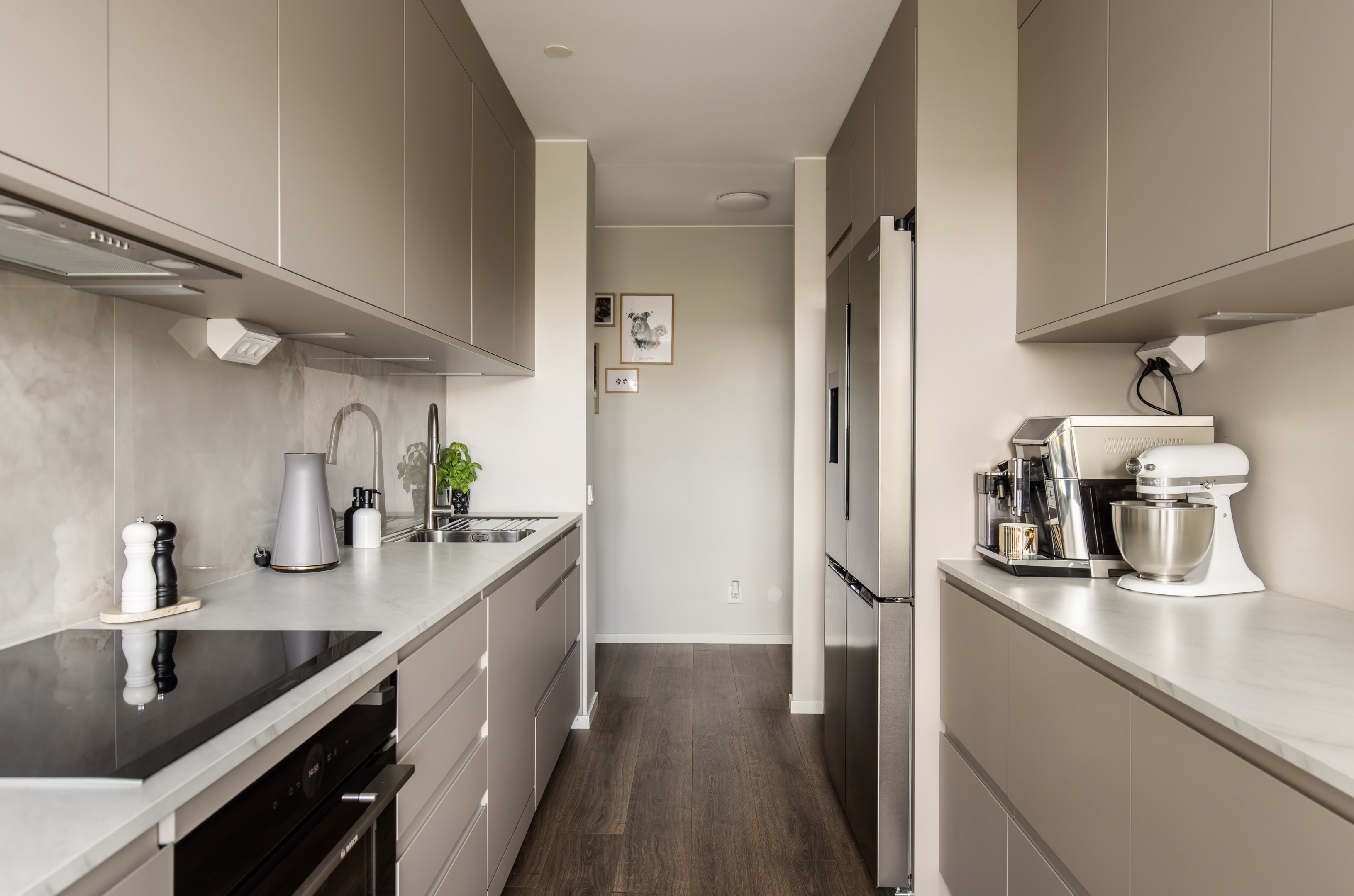 Bostadsbild från Oxelvägen 51, Till salu i Älta, Nacka