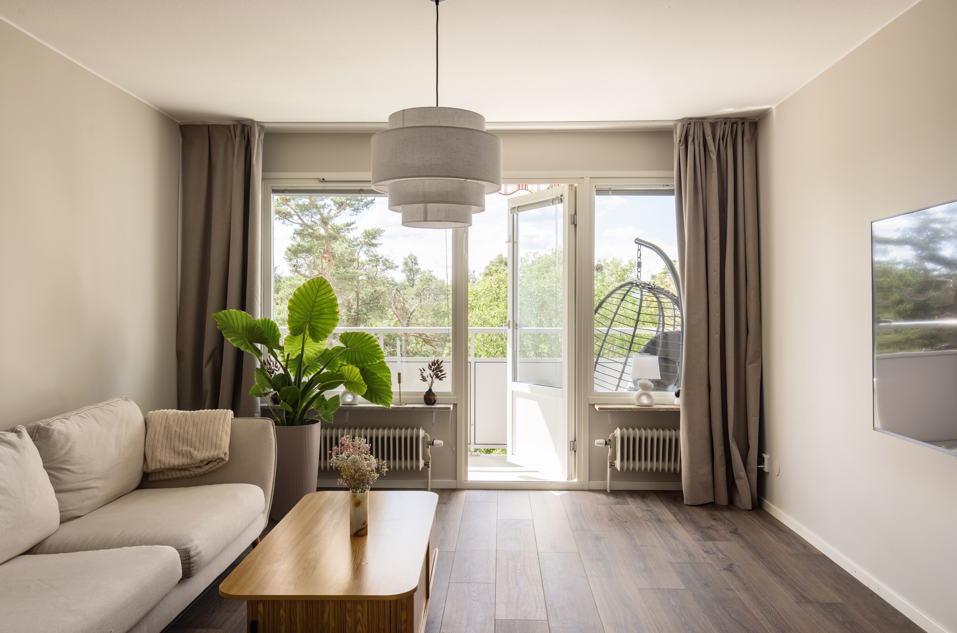Bostadsbild från Oxelvägen 51, Till salu i Älta, Nacka