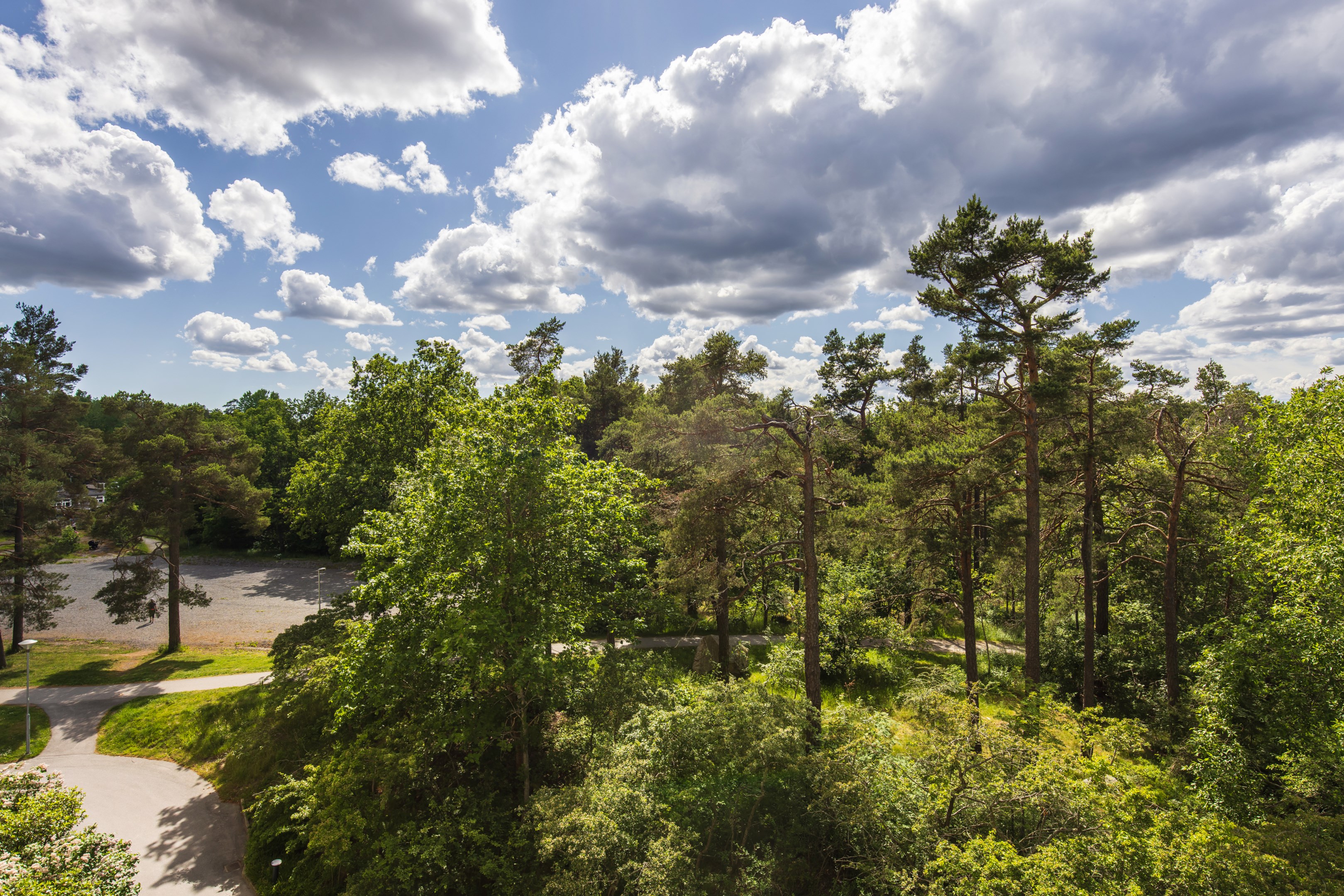 Bostadsbild från Oxelvägen 51, Till salu i Älta, Nacka