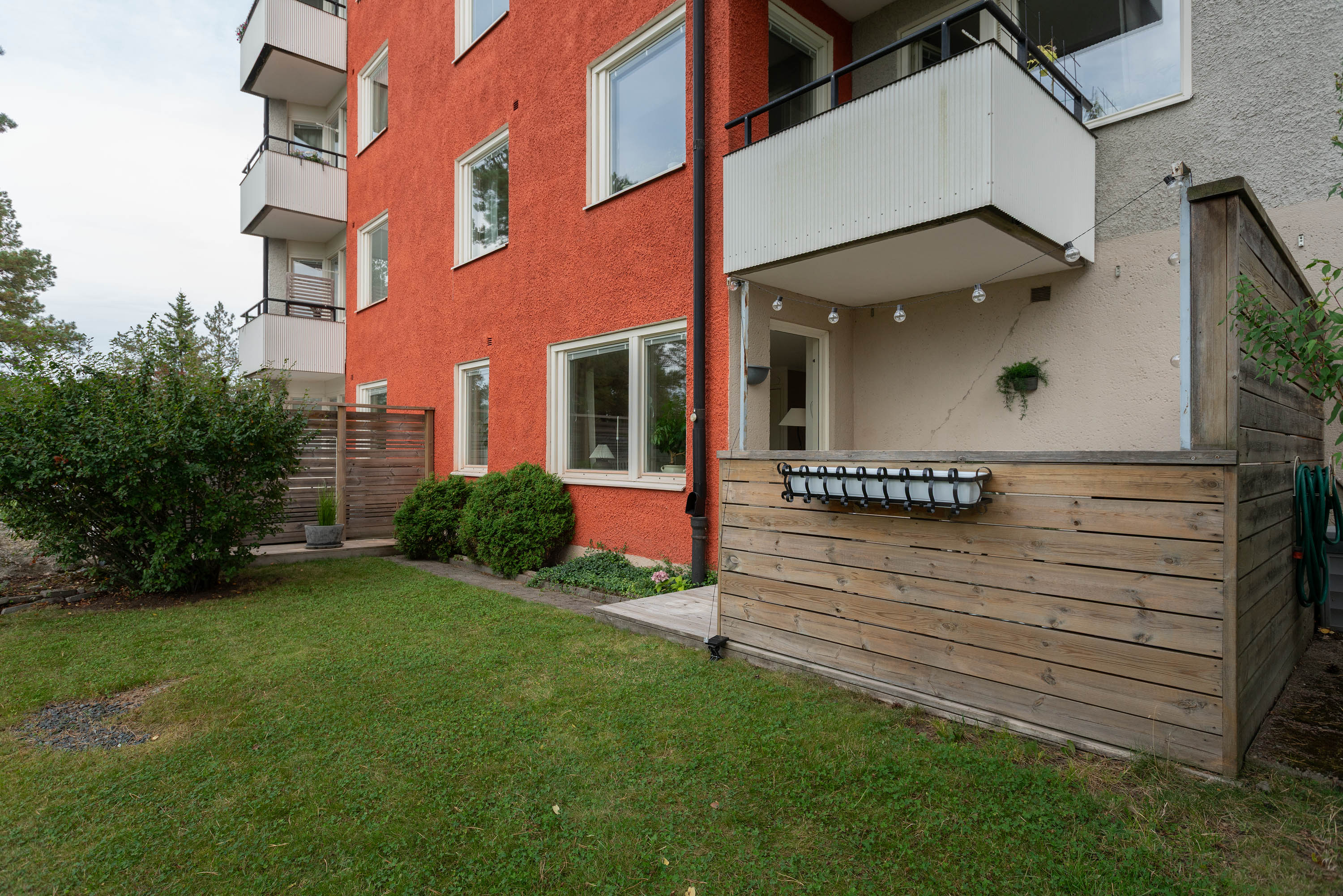 Bostadsbild från Månstorpsvägen 26, Till salu i G:a Tullingeberg, Botkyrka