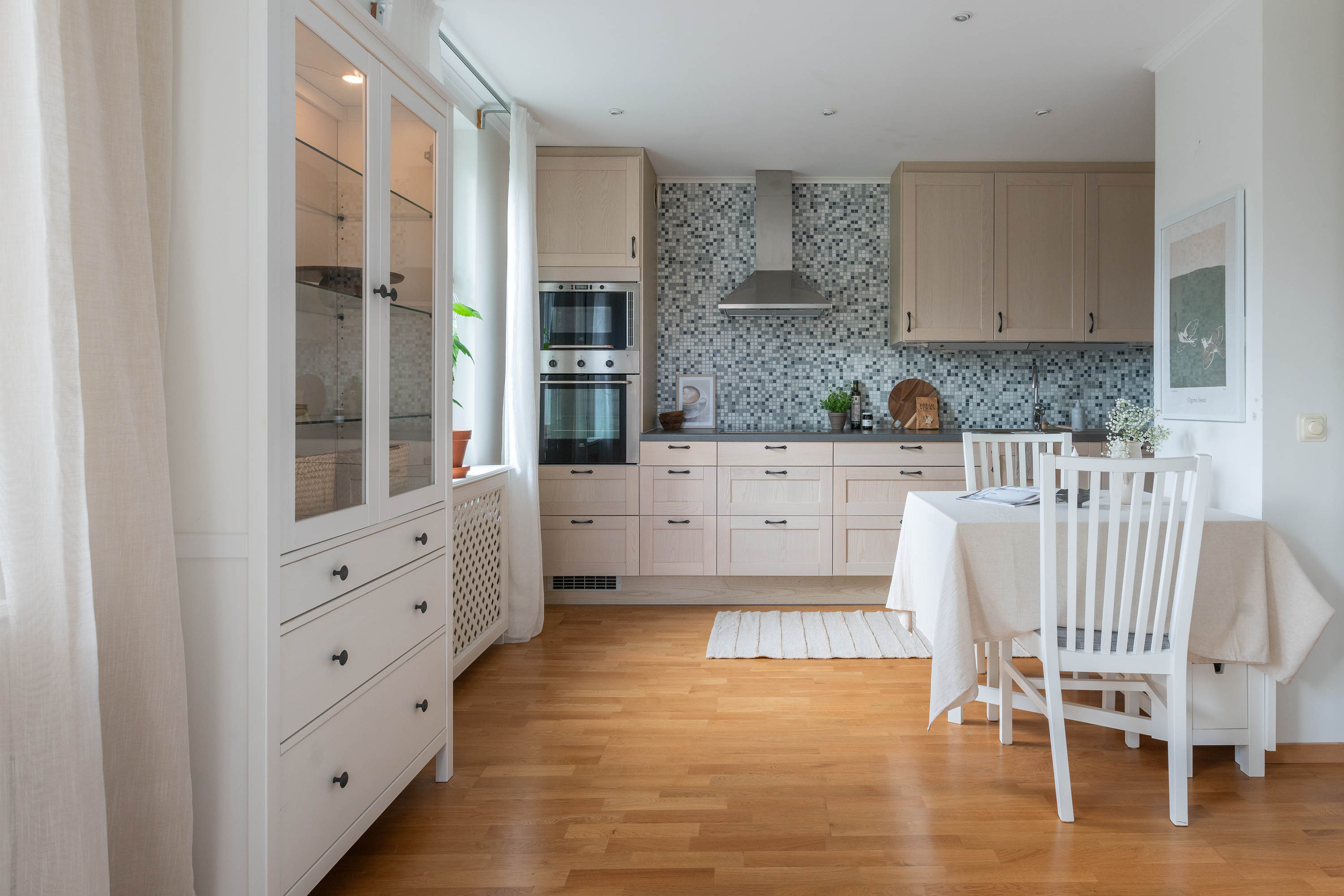 Bostadsbild från Månstorpsvägen 26, Till salu i G:a Tullingeberg, Botkyrka