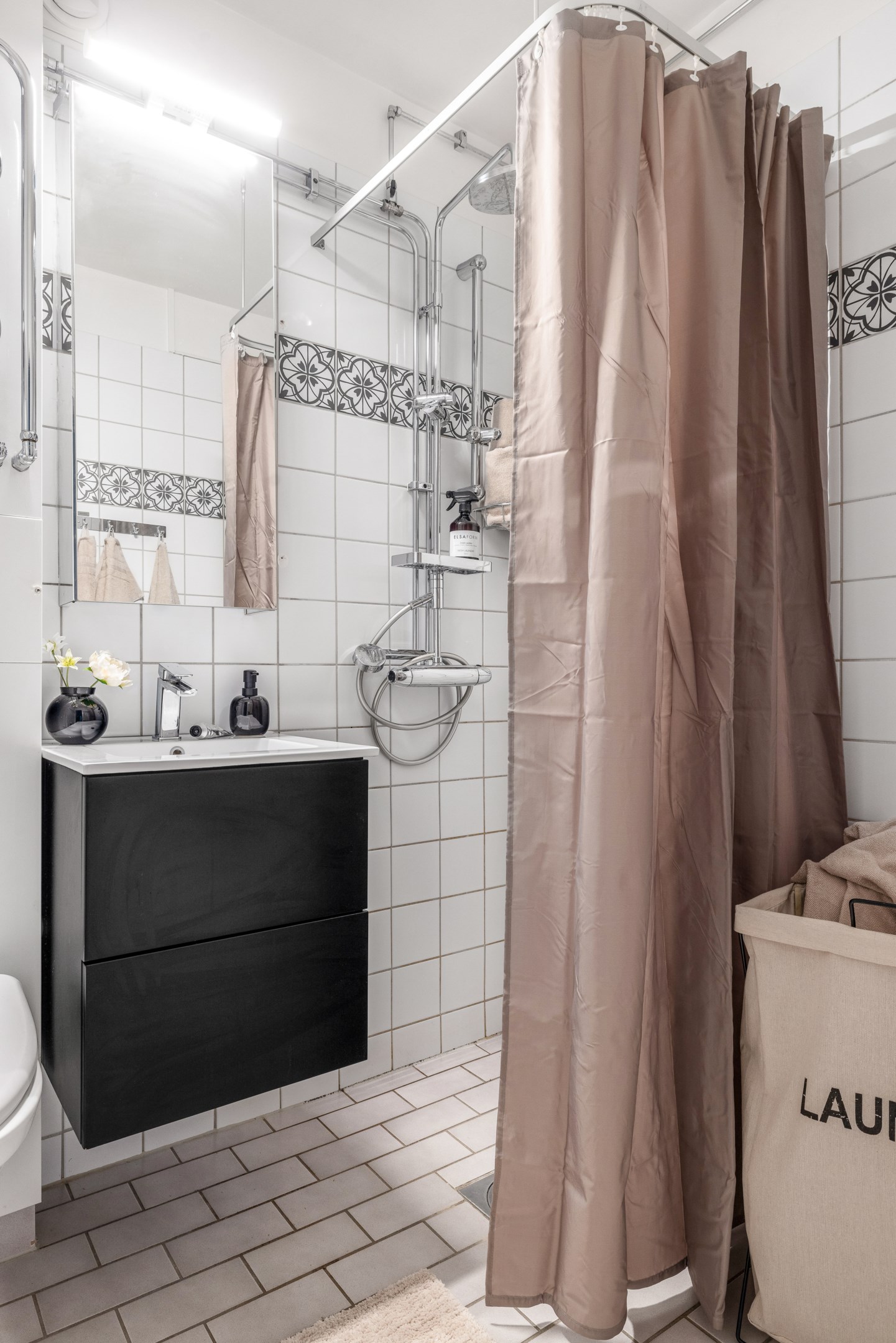 Bostadsbild från Årstagatan 15, Till salu i Salabacke, Uppsala