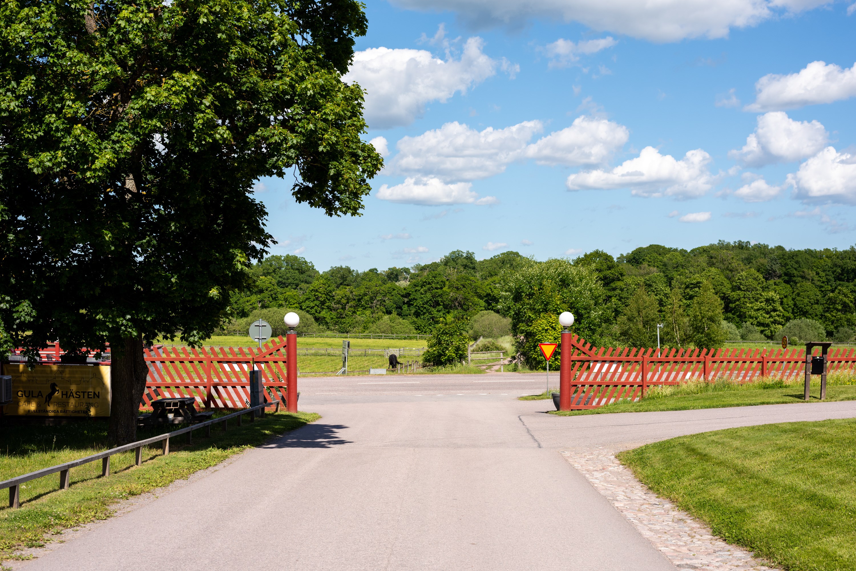 Bostadsbild från Sofielundsvägen 36, Till salu i Strömsholm, Hallstahammar