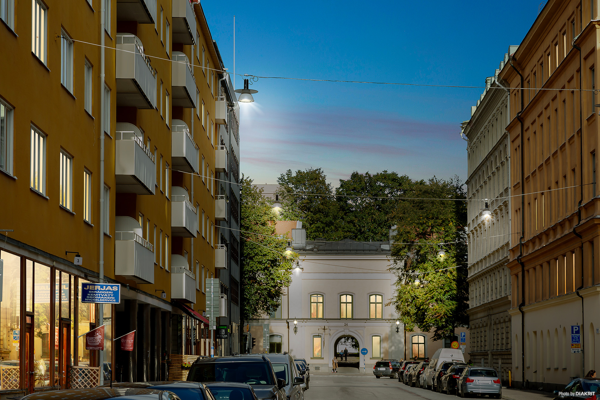 Fasad by night