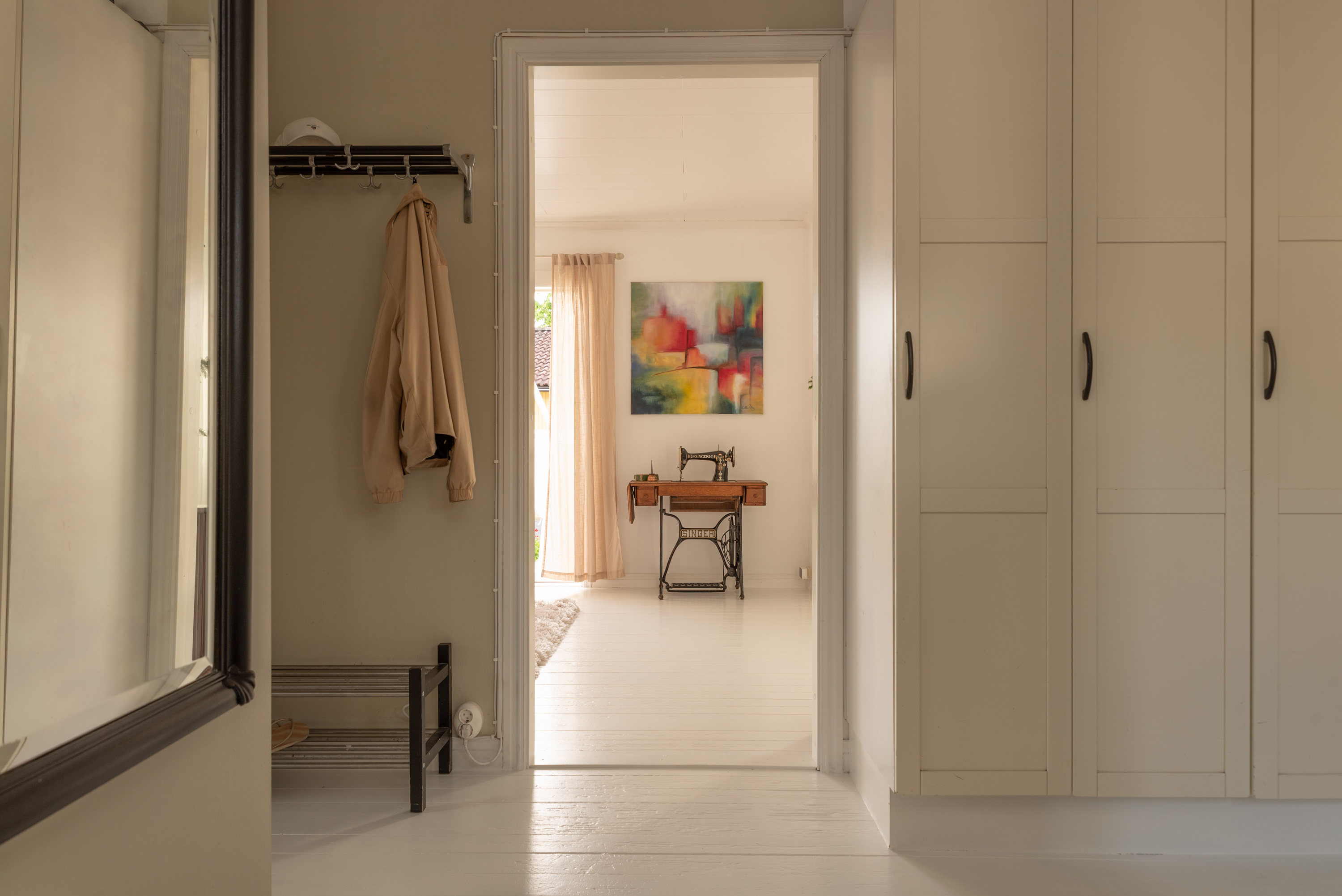 Bostadsbild från Domherrevägen 3, Såld i Vega, Västerås