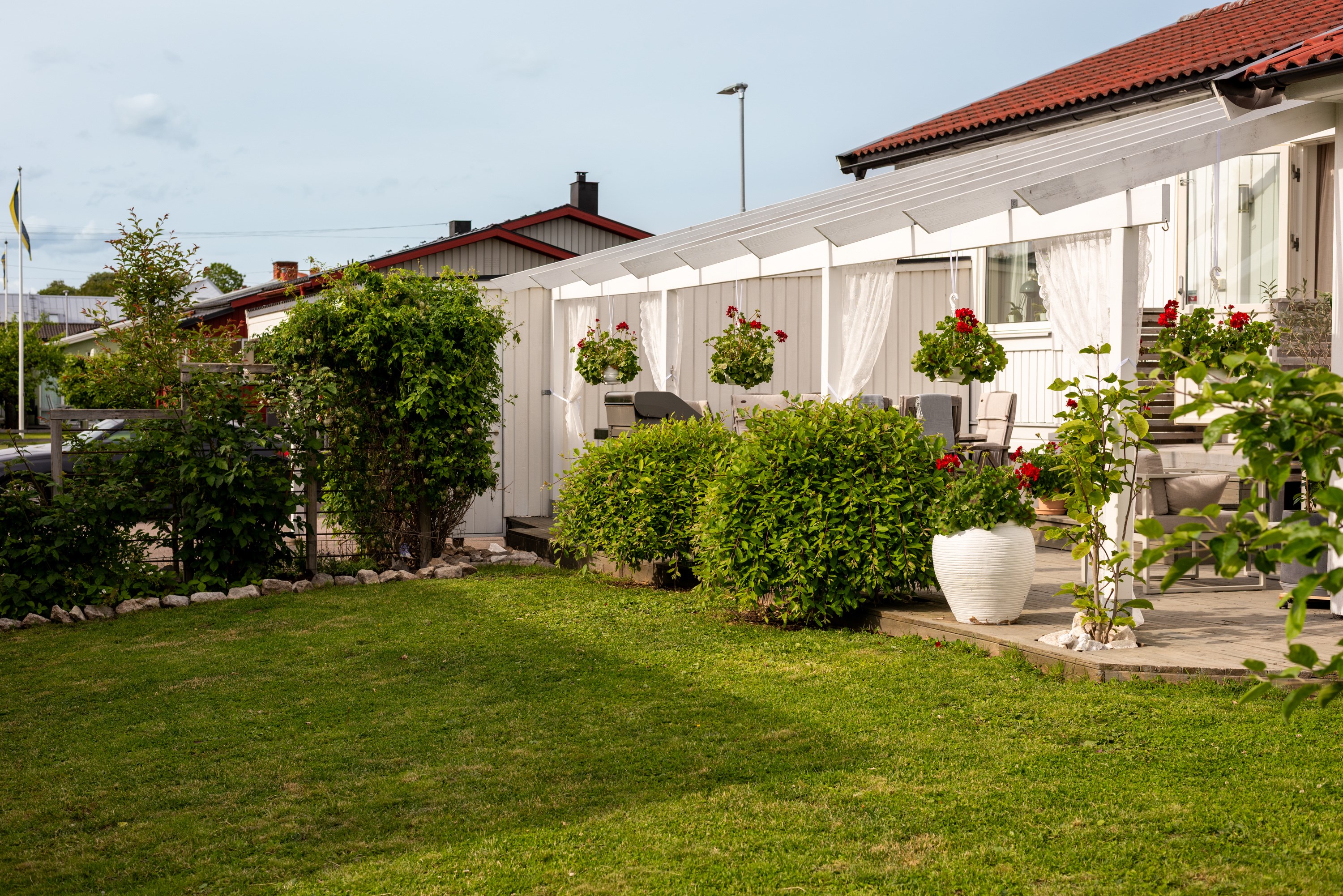 Bostadsbild från Domherrevägen 3, Såld i Vega, Västerås