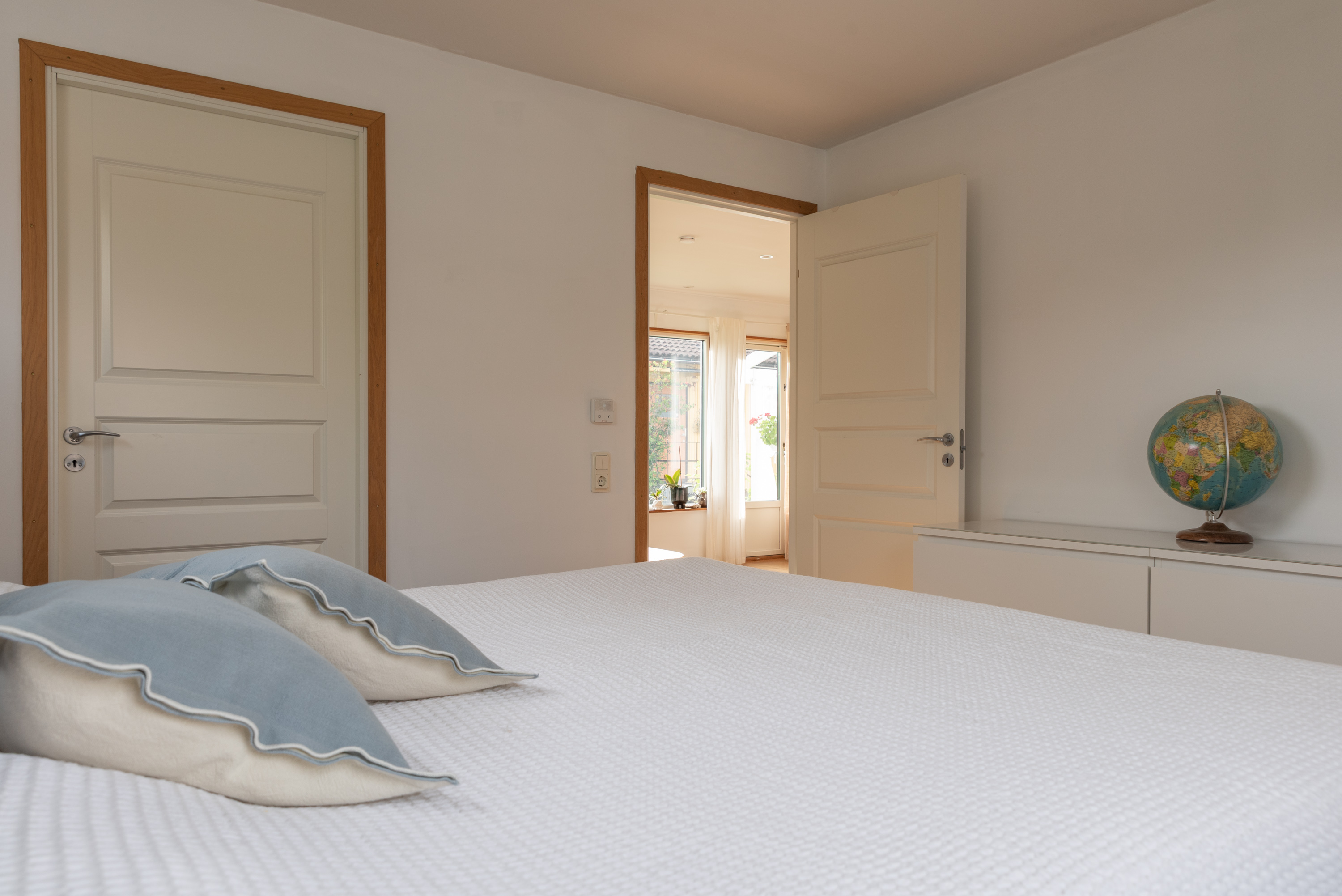 Bostadsbild från Domherrevägen 3, Såld i Vega, Västerås