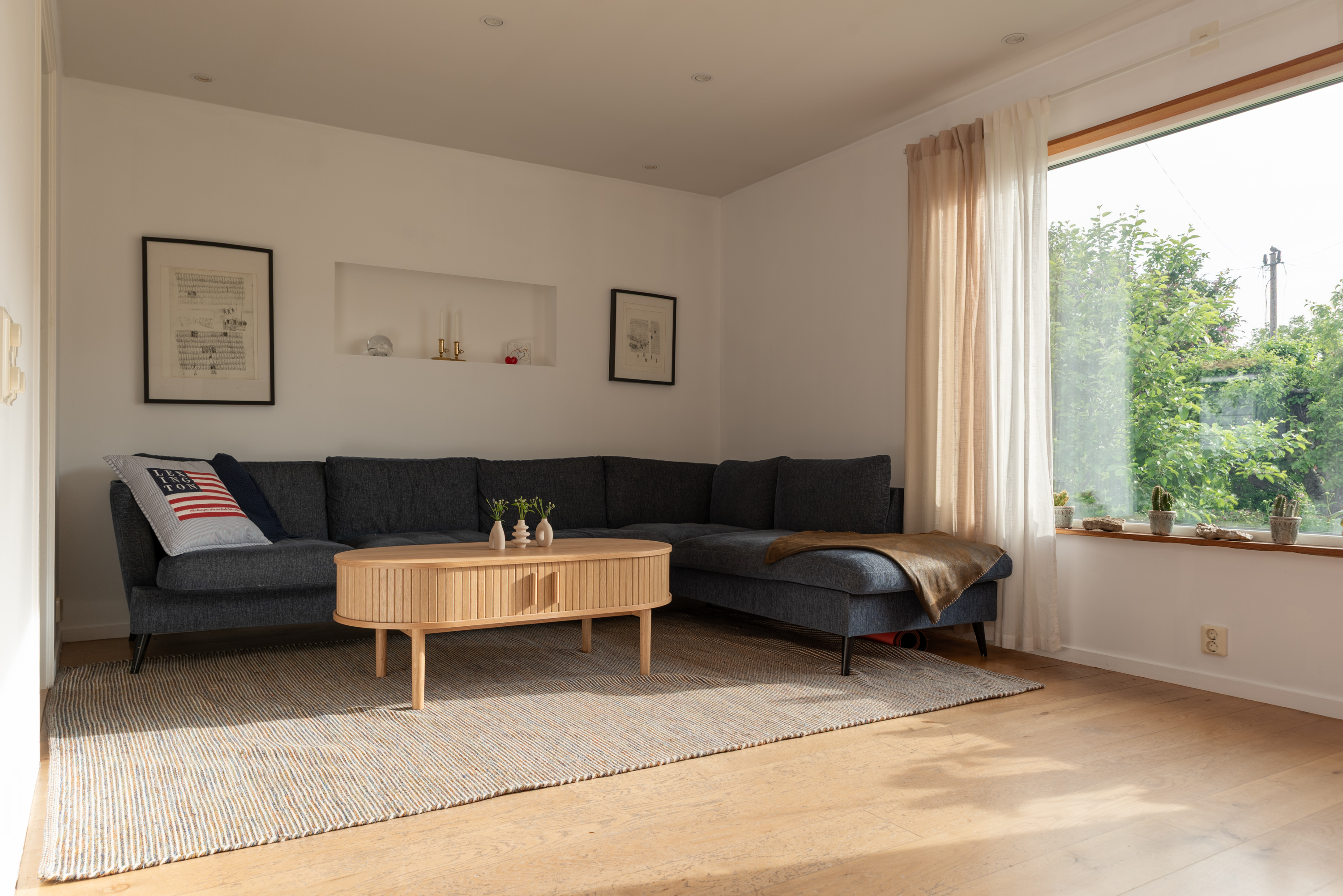 Bostadsbild från Domherrevägen 3, Såld i Vega, Västerås