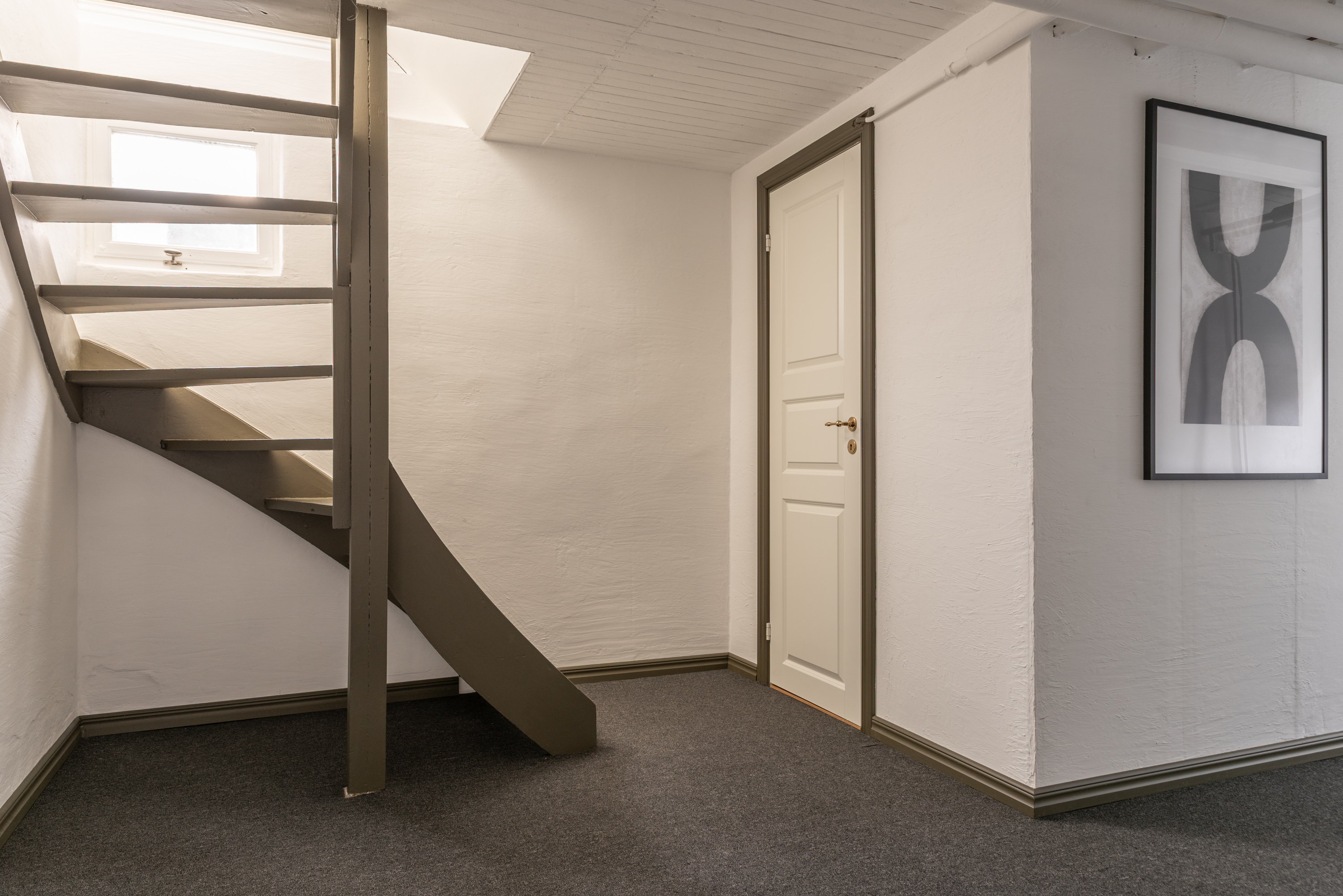 Bostadsbild från Domherrevägen 3, Såld i Vega, Västerås
