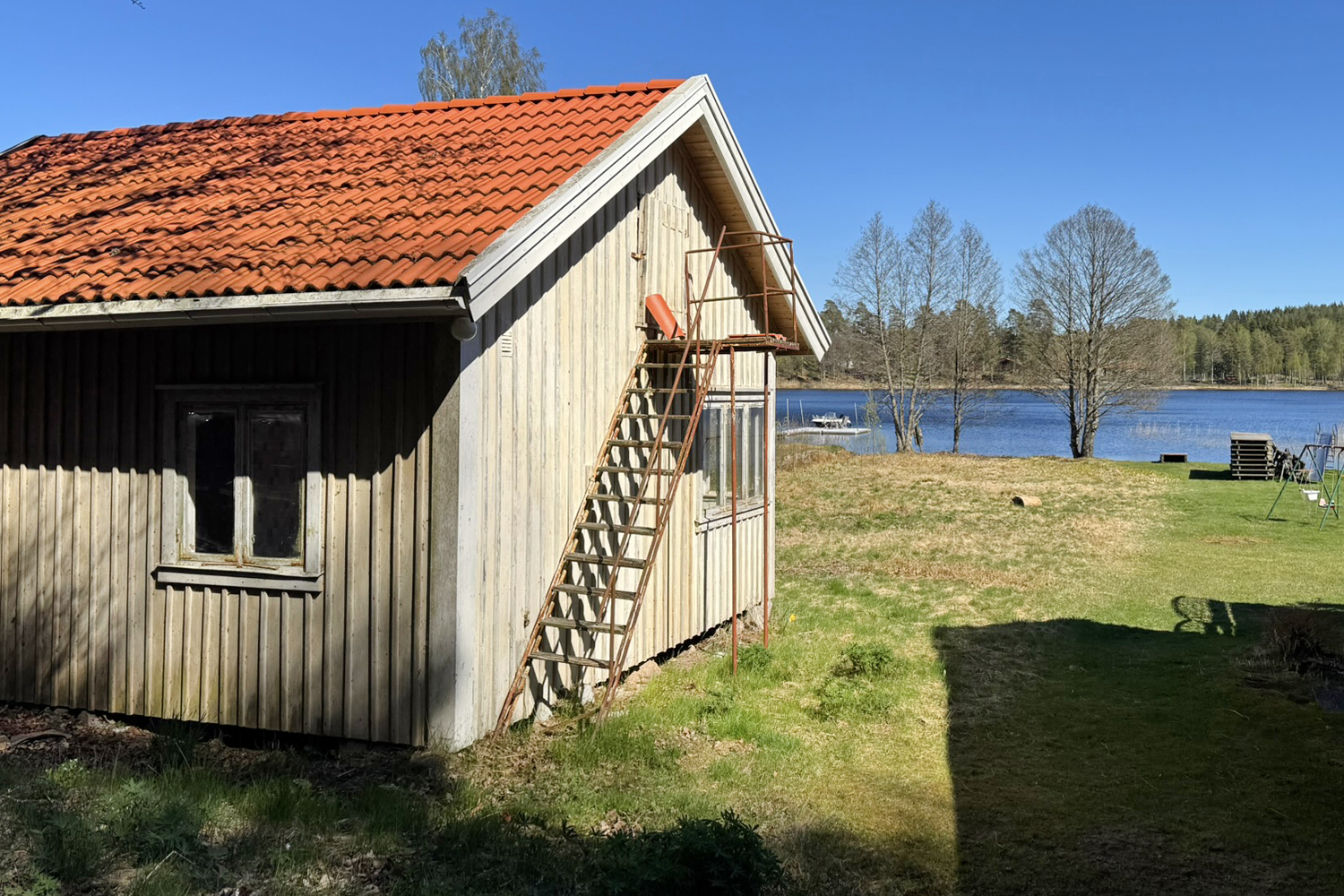 Huset och sjön